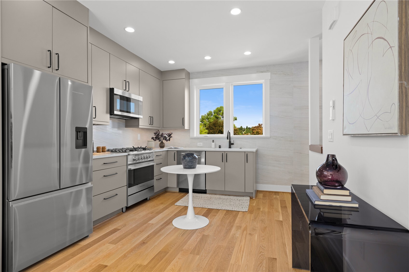 270 Fulton Street Property Photo 14
