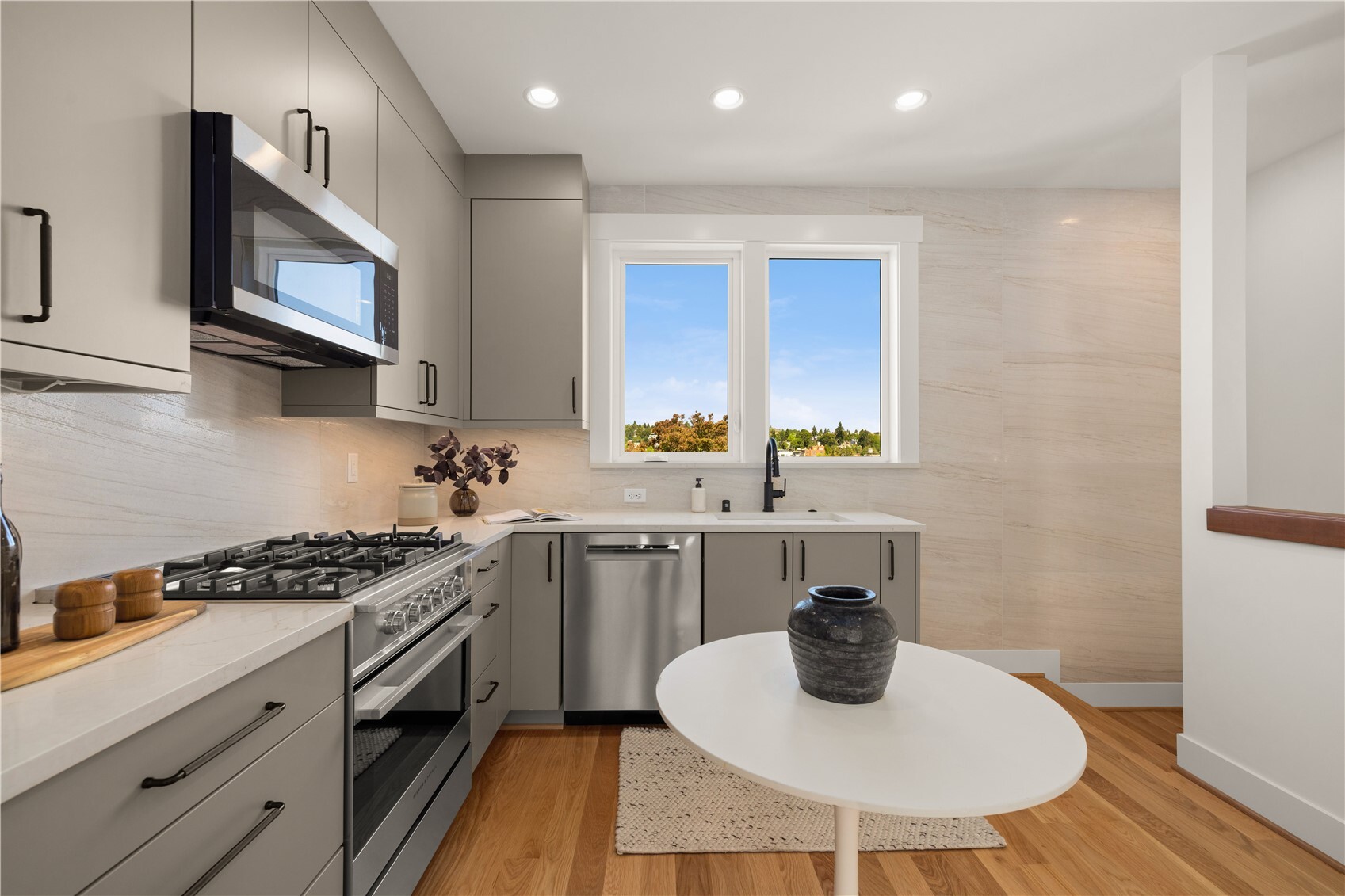 270 Fulton Street Property Photo 15