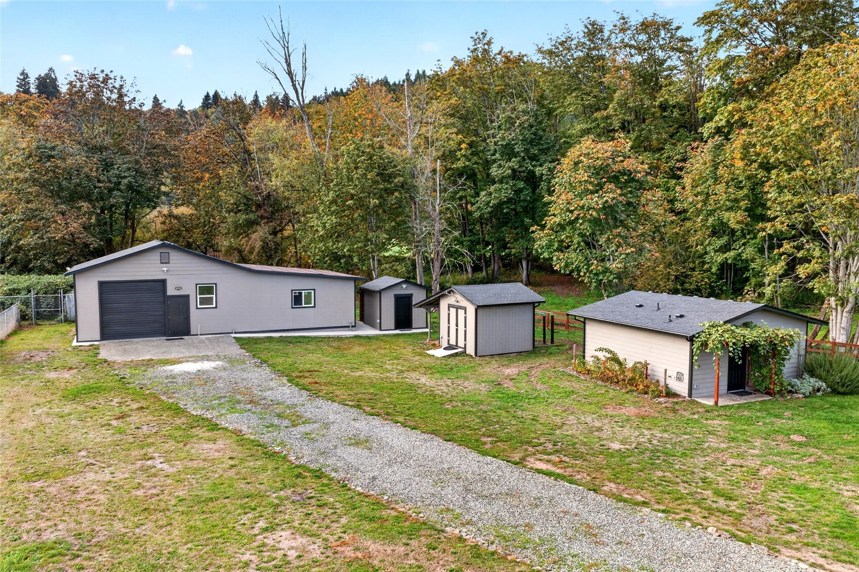 11114 State Route 162 Property Photo 3