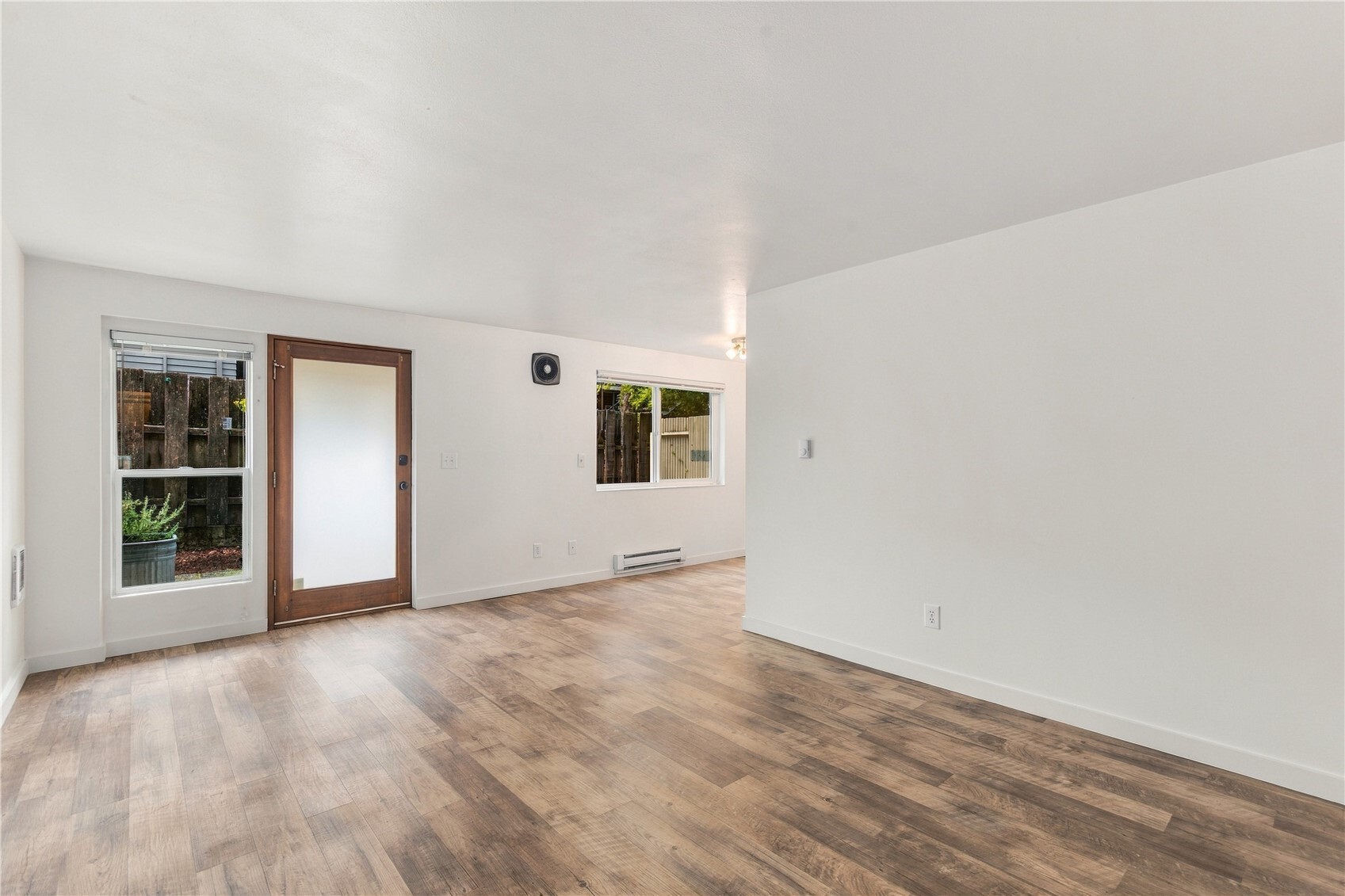 4001 Ne 50th Street Property Photo 8