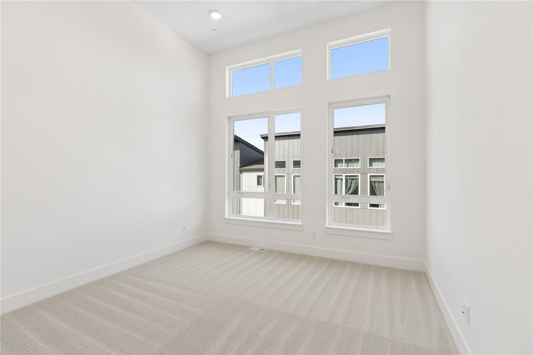12255 138th Place 1703 Property Photo 15