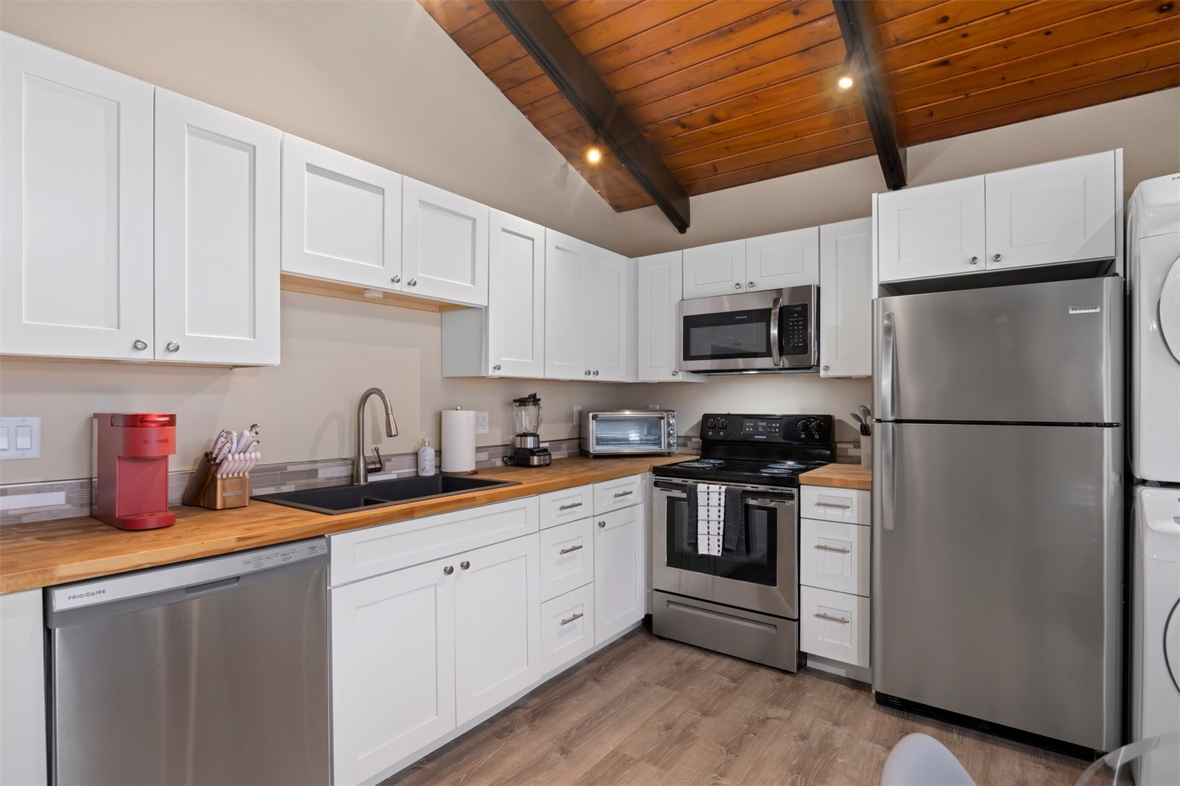 8 Alder Court Property Photo 6