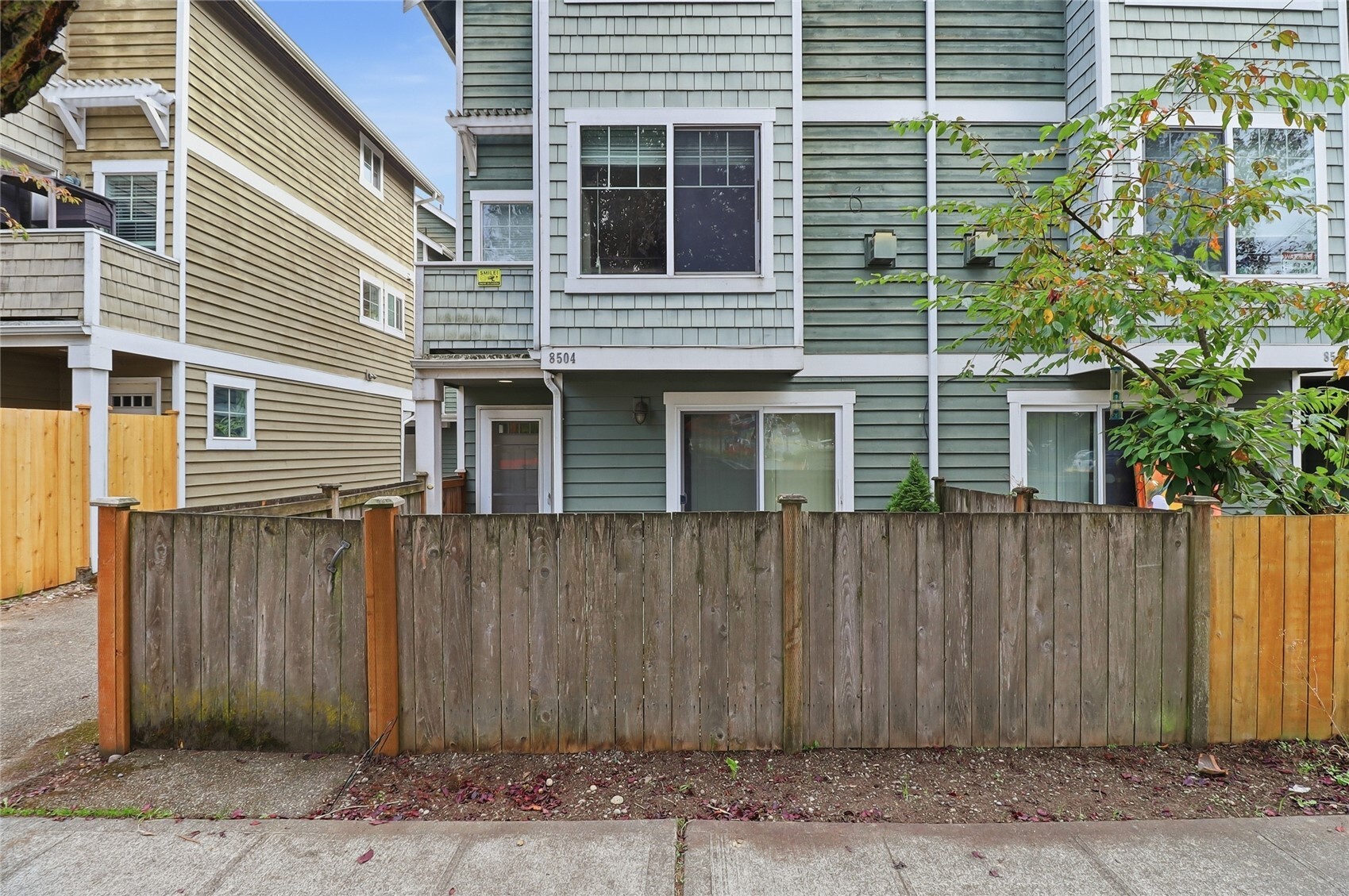 8504 Nesbit Avenue Property Photo 1