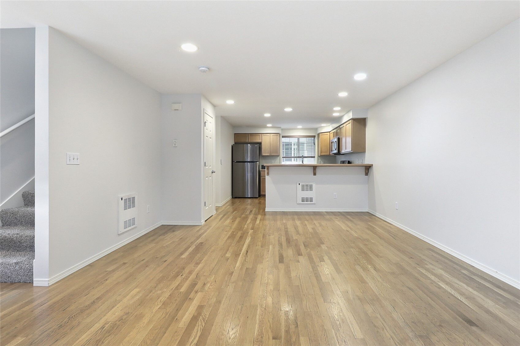 8504 Nesbit Avenue Property Photo 8