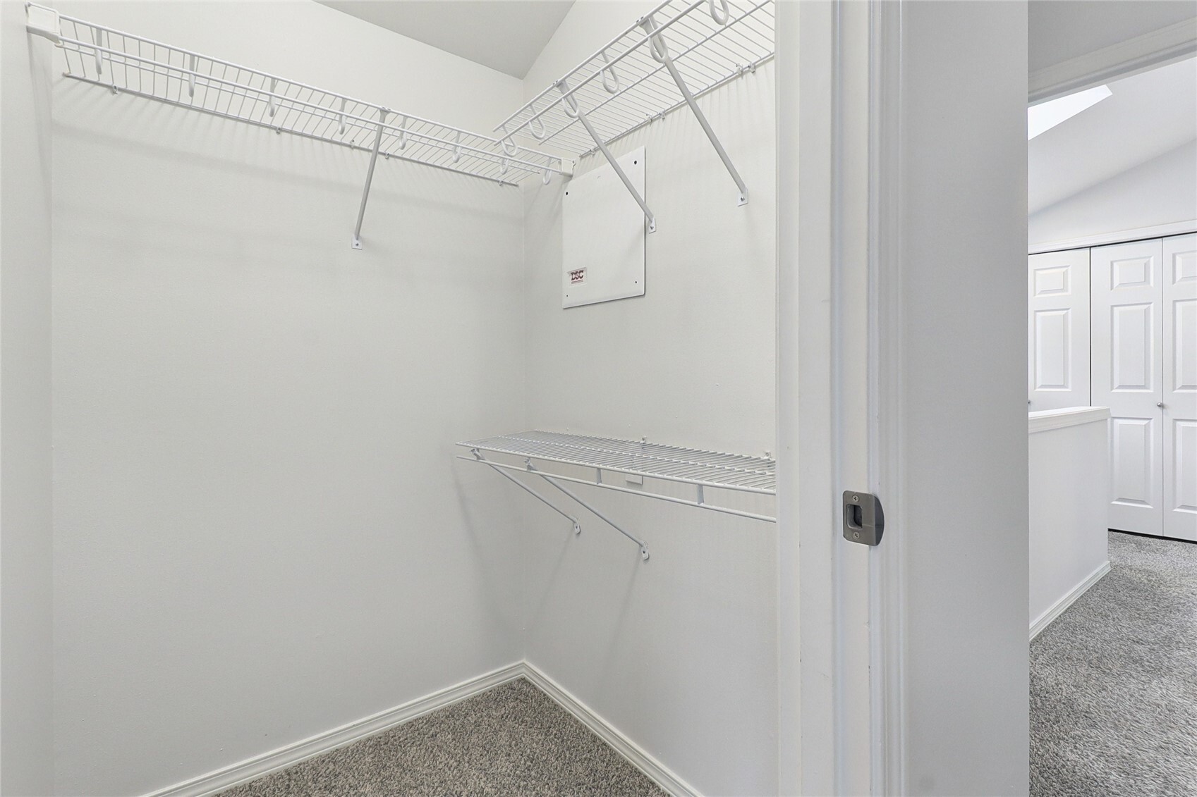 8504 Nesbit Avenue Property Photo 10