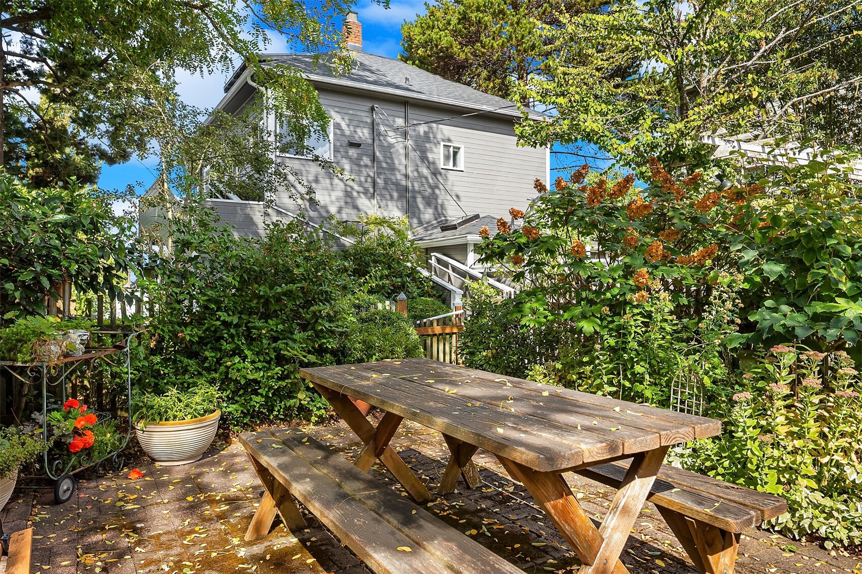 522 Dayton Street Property Photo 32