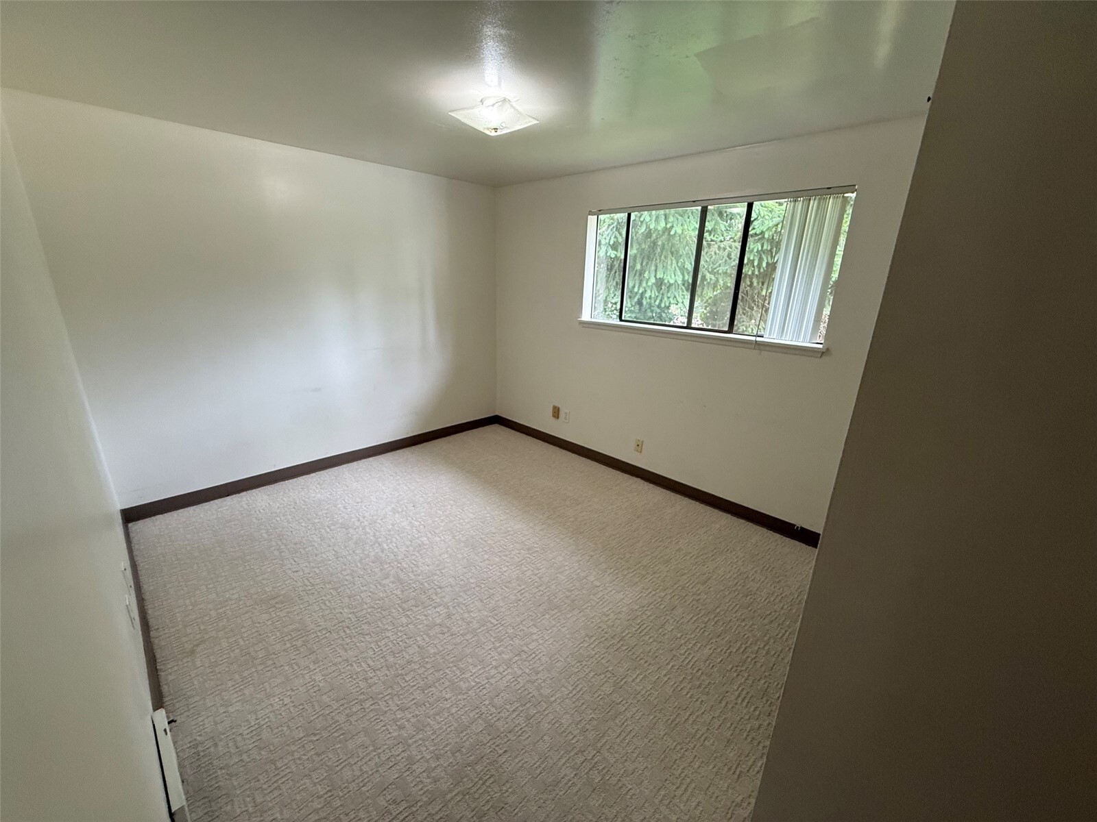 15109 Se Newport Way Property Photo 9