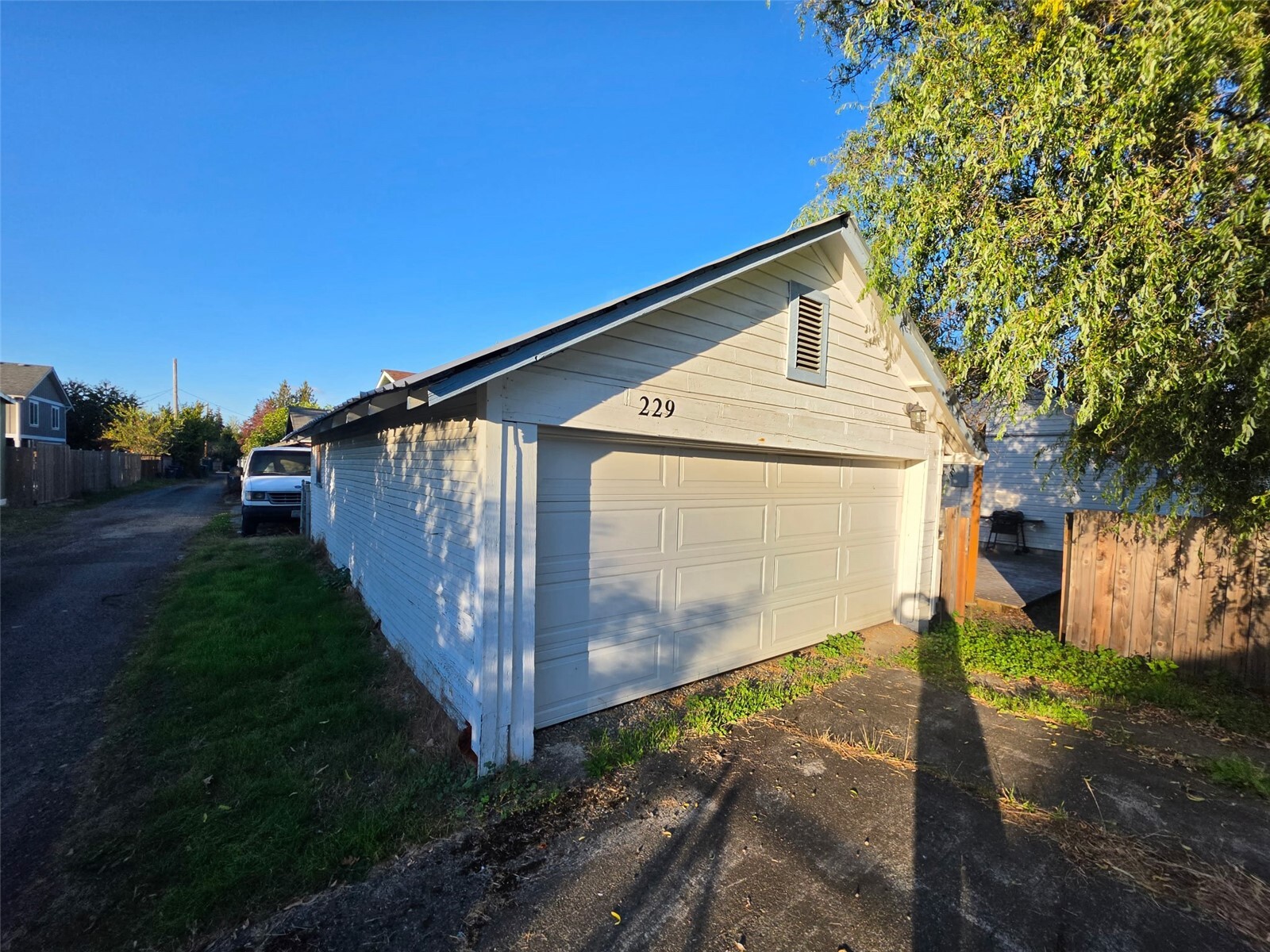 229 Pike Street Property Photo 17