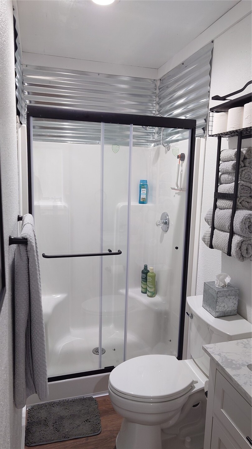 80 N Kings Way Property Photo 16