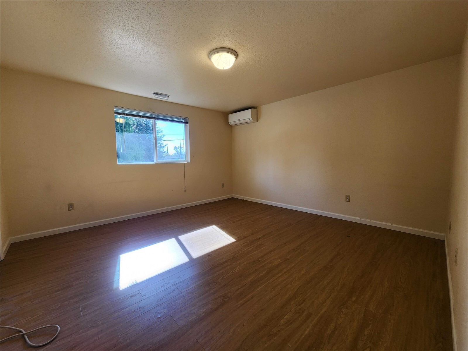 12520 Se 30th Street C-1 Property Photo 8