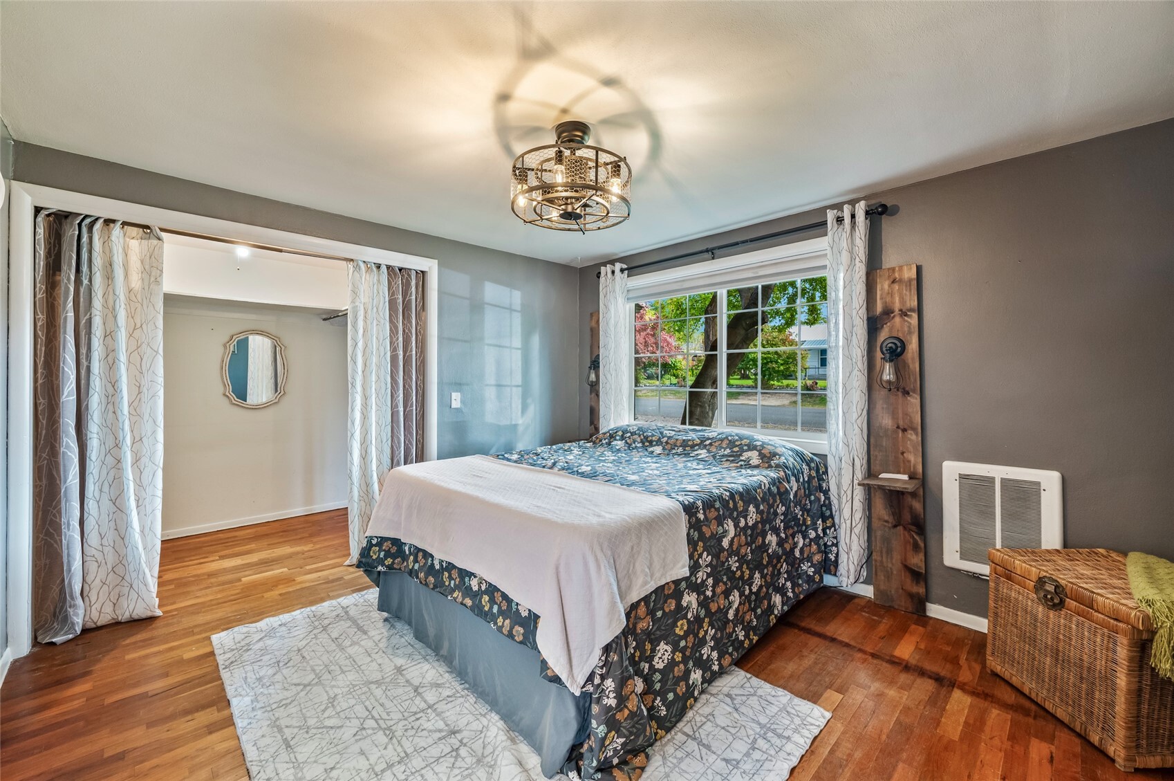 344 N Joseph Avenue Property Photo 18