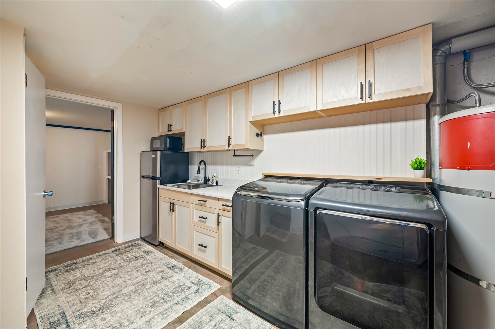 344 N Joseph Avenue Property Photo 24