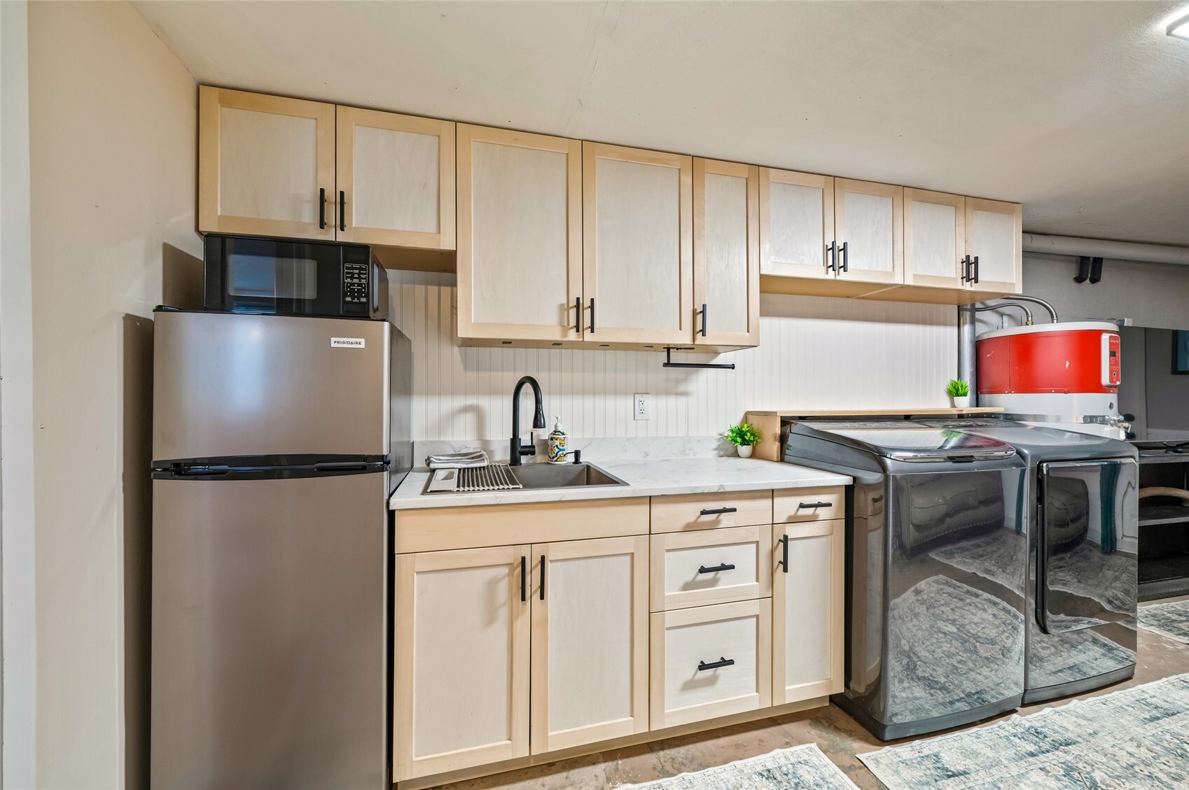 344 N Joseph Avenue Property Photo 25