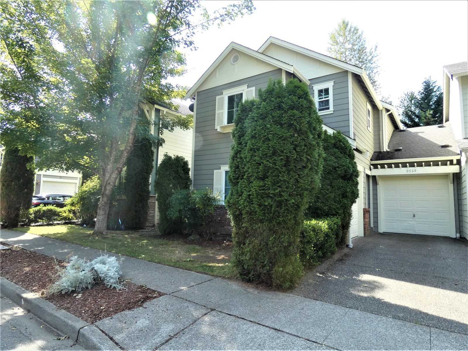 8549 233rd Place Property Photo 1