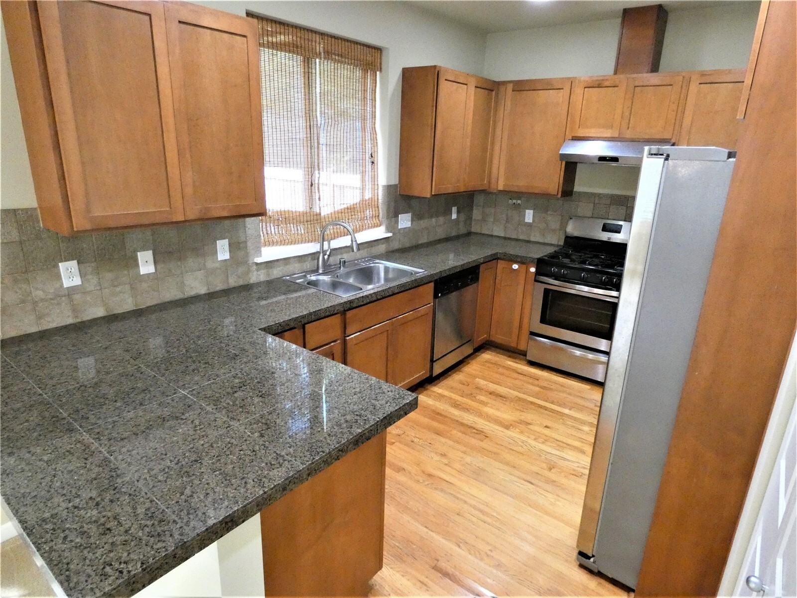8549 233rd Place Property Photo 5