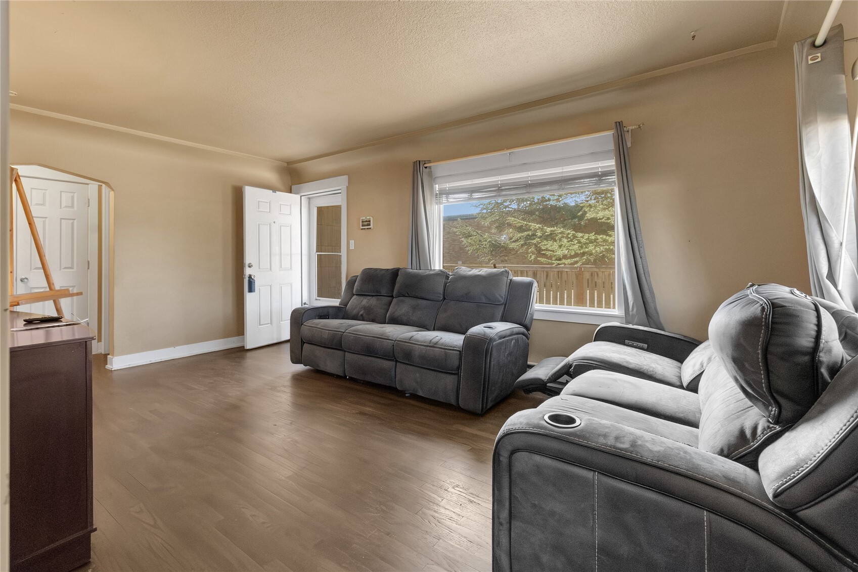 11251 Park Avenue Property Photo 4