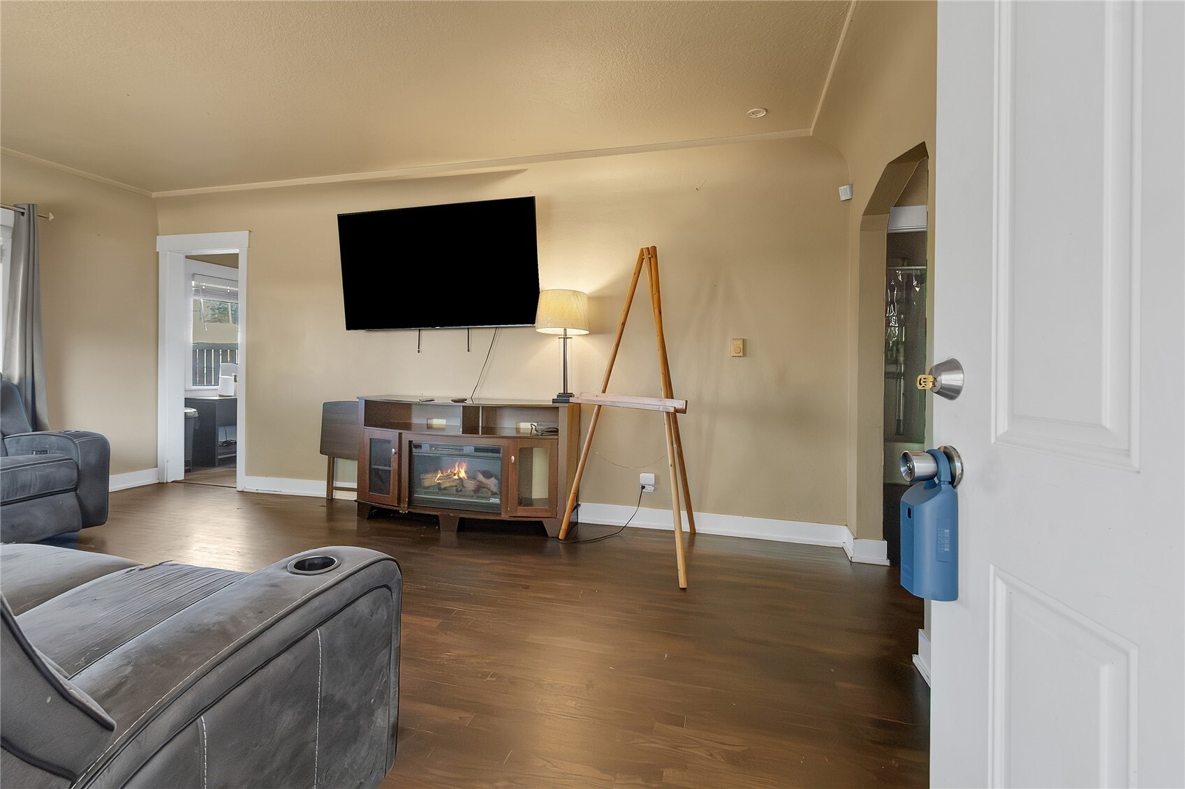 11251 Park Avenue Property Photo 6