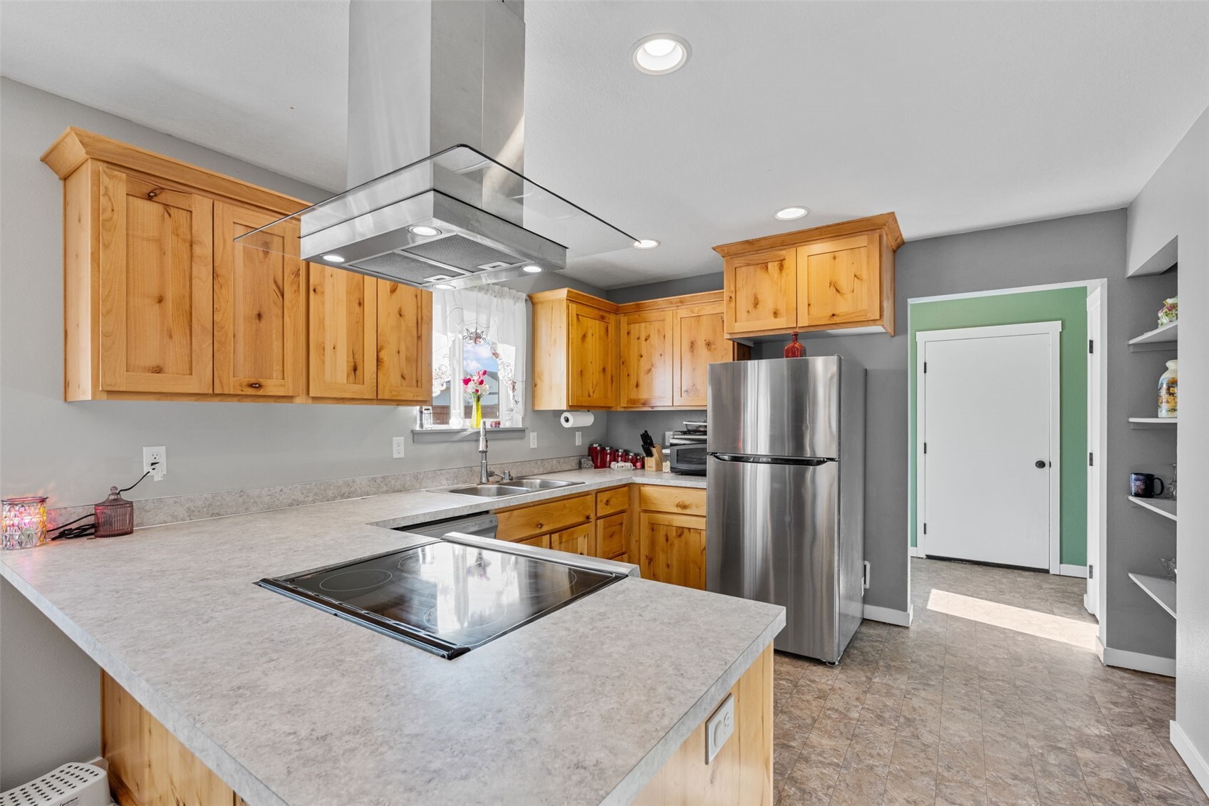 505 Herren Avenue Property Photo 14
