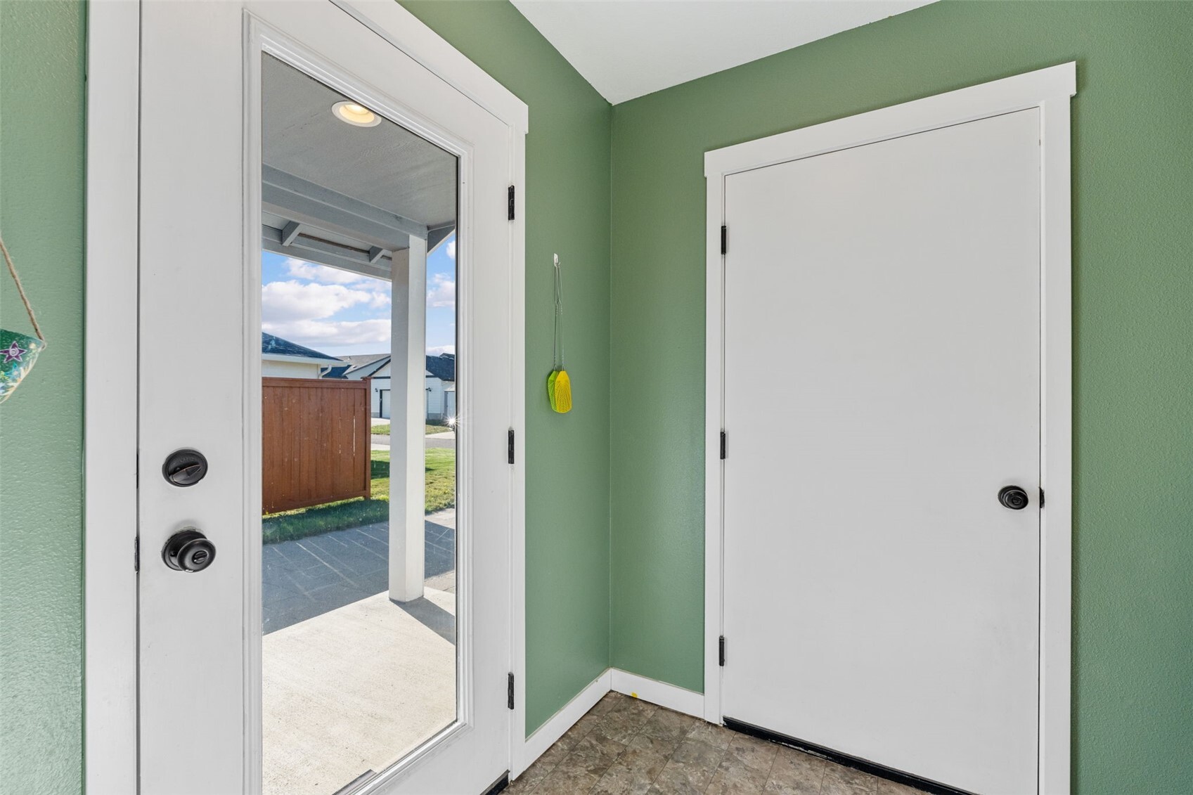 505 Herren Avenue Property Photo 24