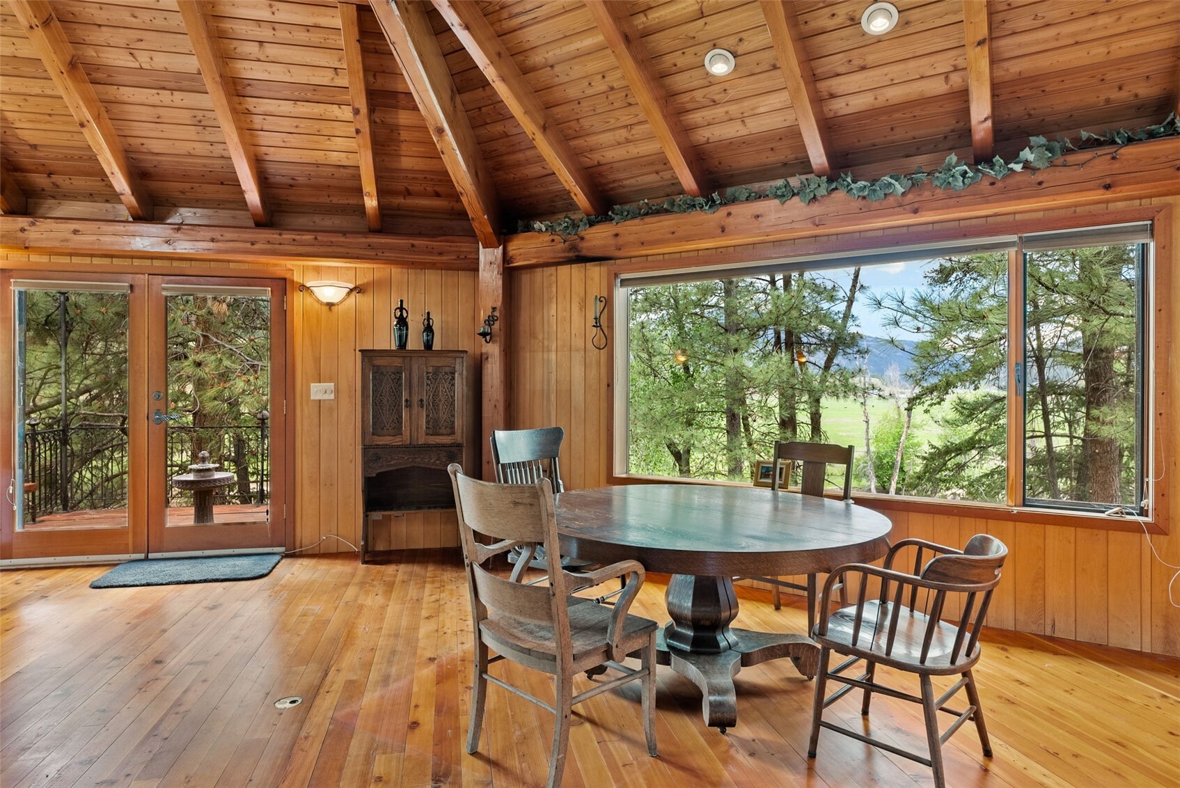 21 Louie Creek Drive Property Photo 14
