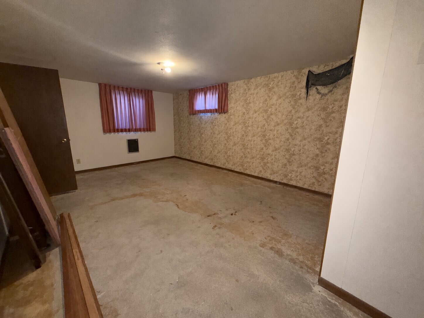 505 W Locust Street Property Photo 19