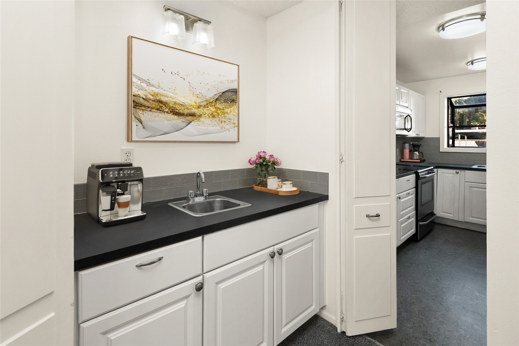 13307 15th Avenue C3 Property Photo 10
