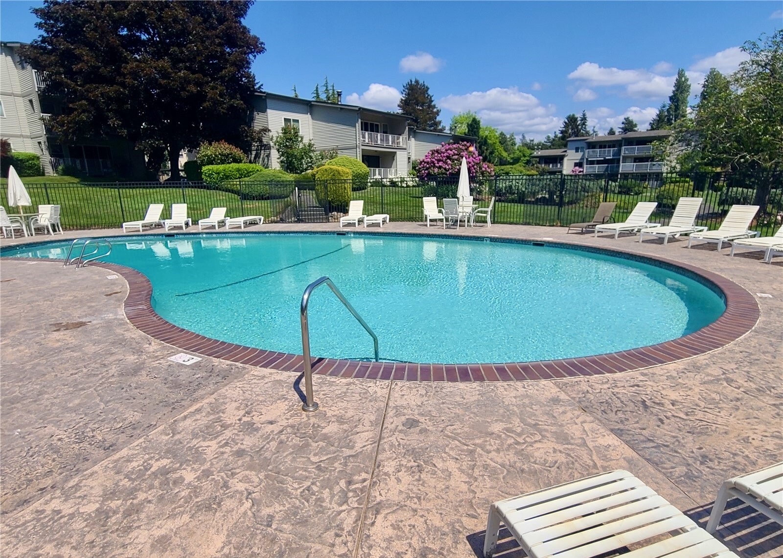 13307 15th Avenue C3 Property Photo 32