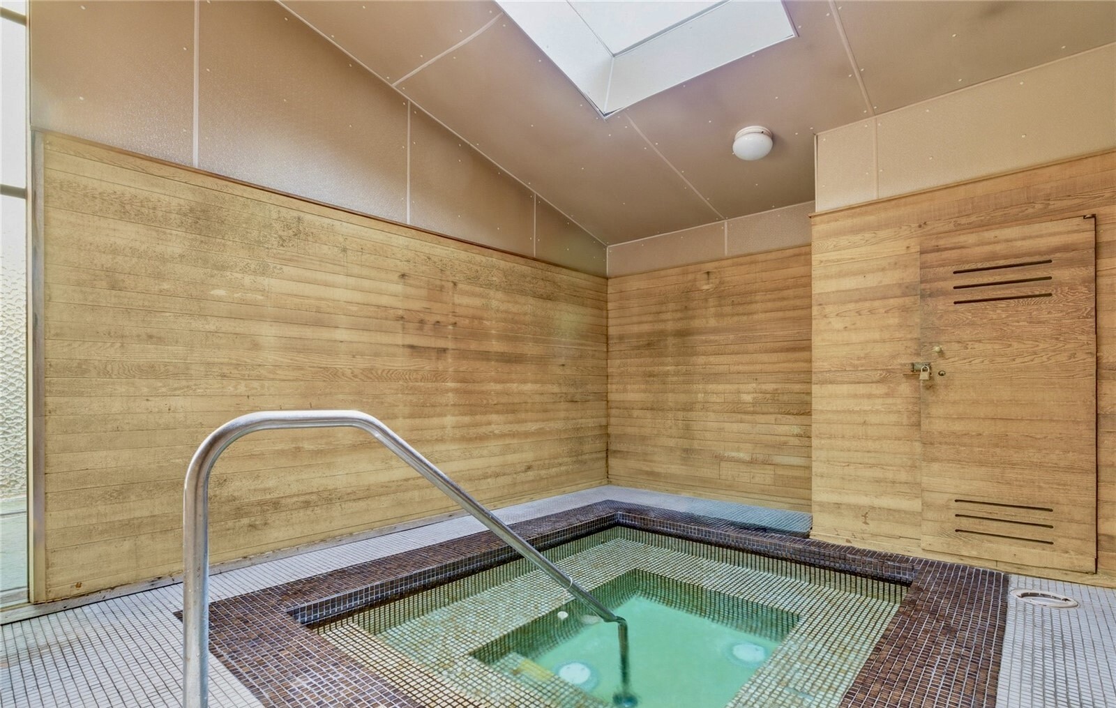 13307 15th Avenue C3 Property Photo 33