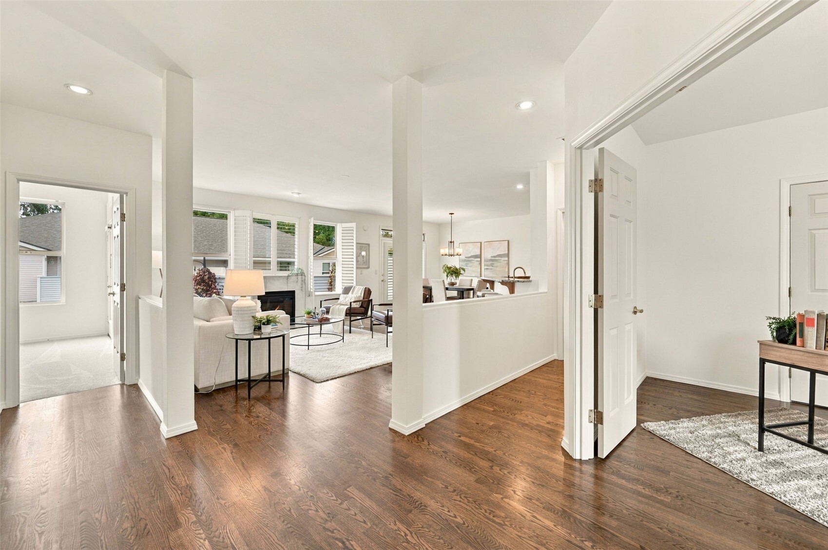 8909 70th Street Ct Property Photo 3