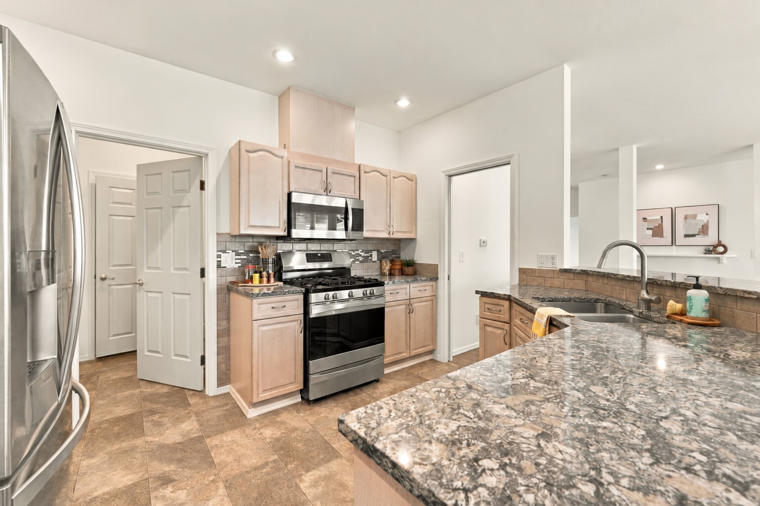 8909 70th Street Ct Property Photo 12