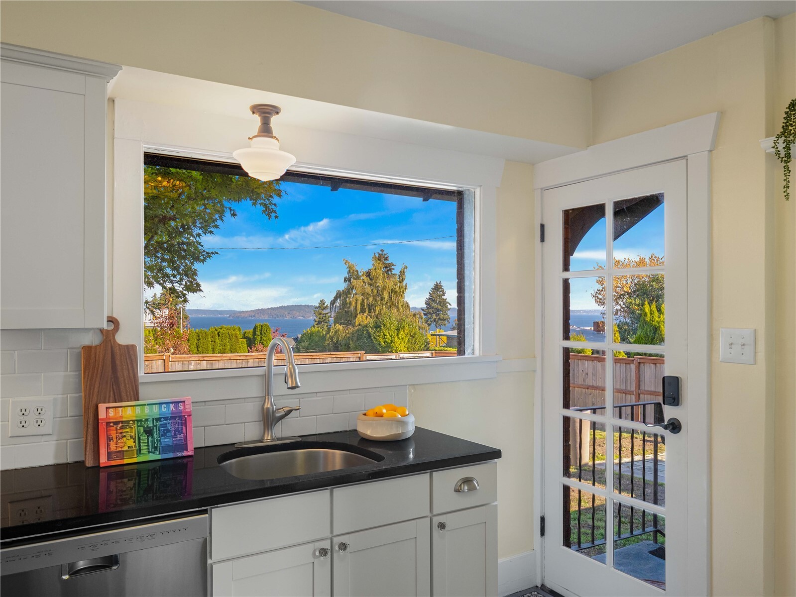 4624 N Huson Street Property Photo 13