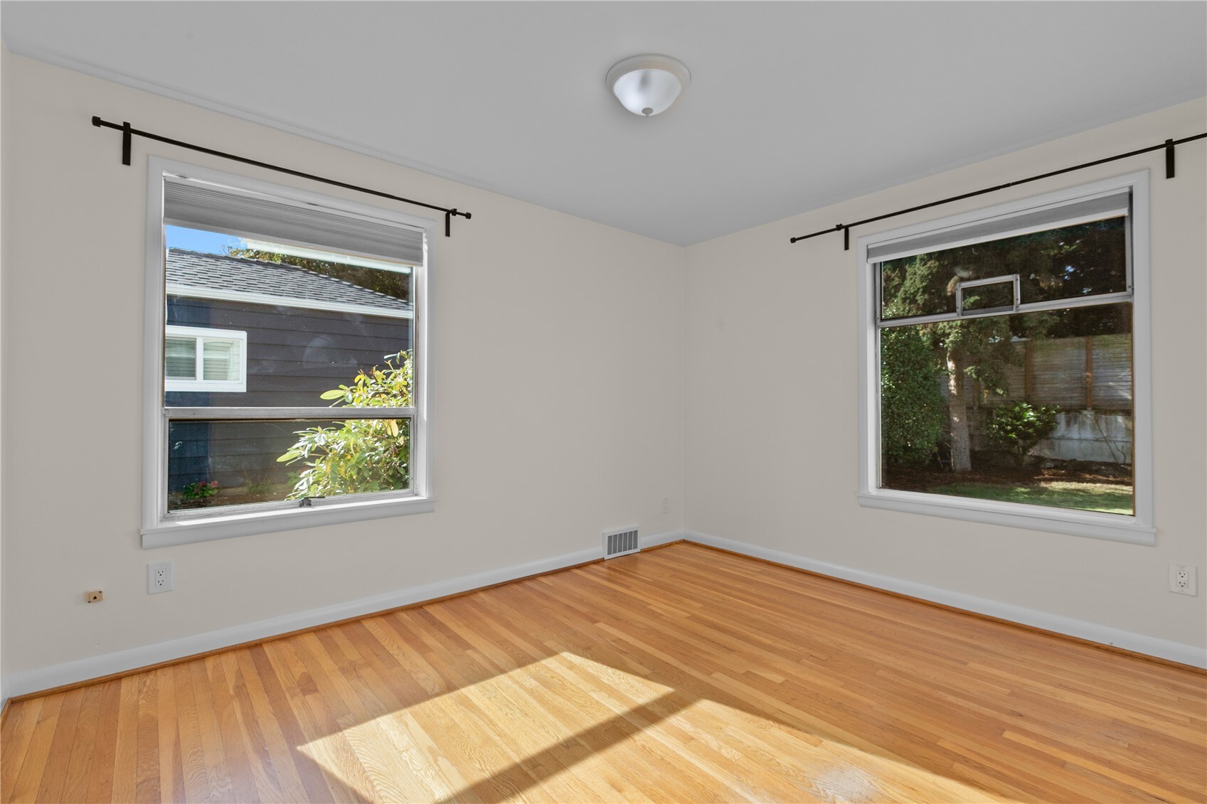 7755 44th Avenue Property Photo 19