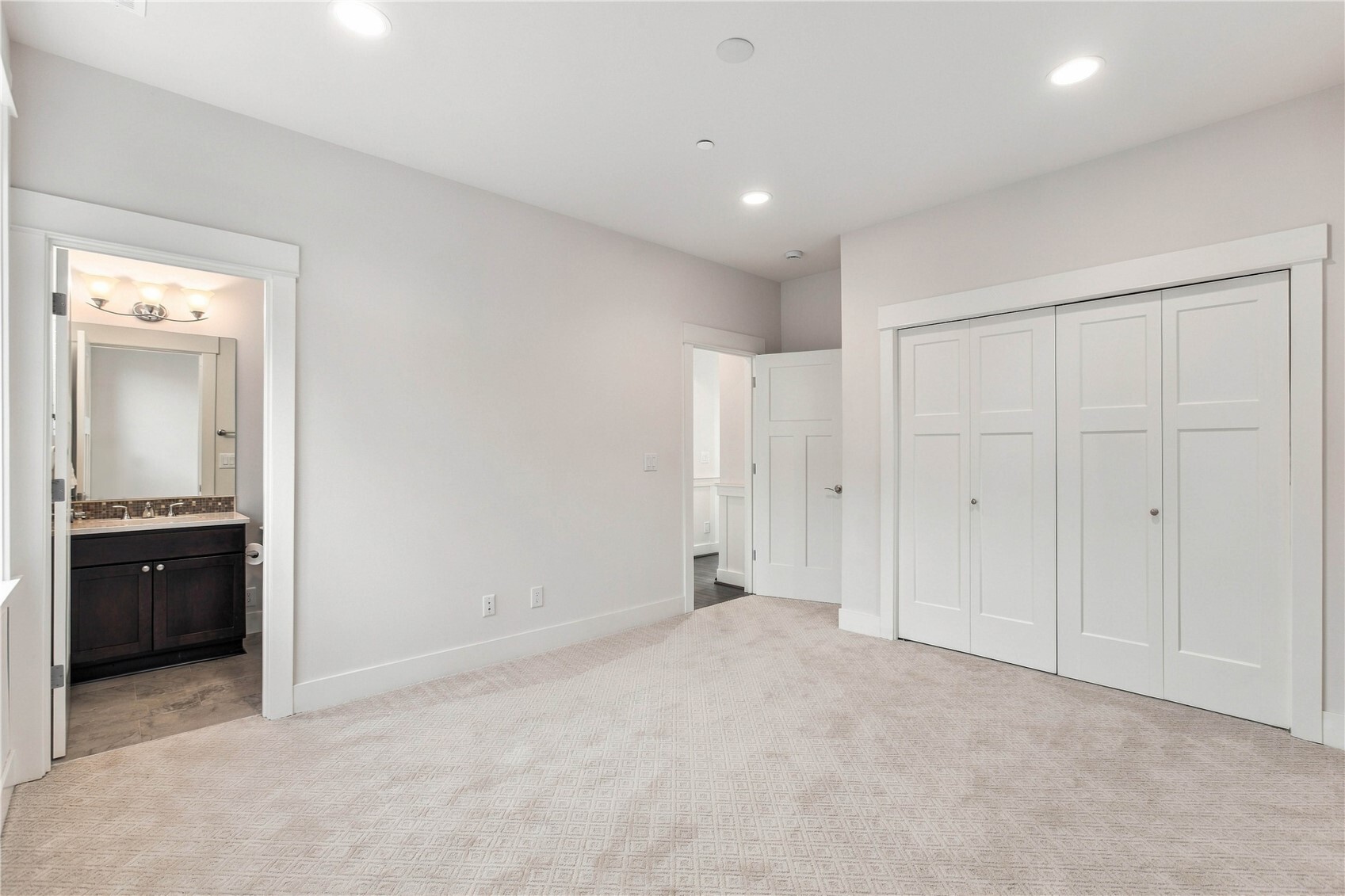 7009 171st Avenue Property Photo 28