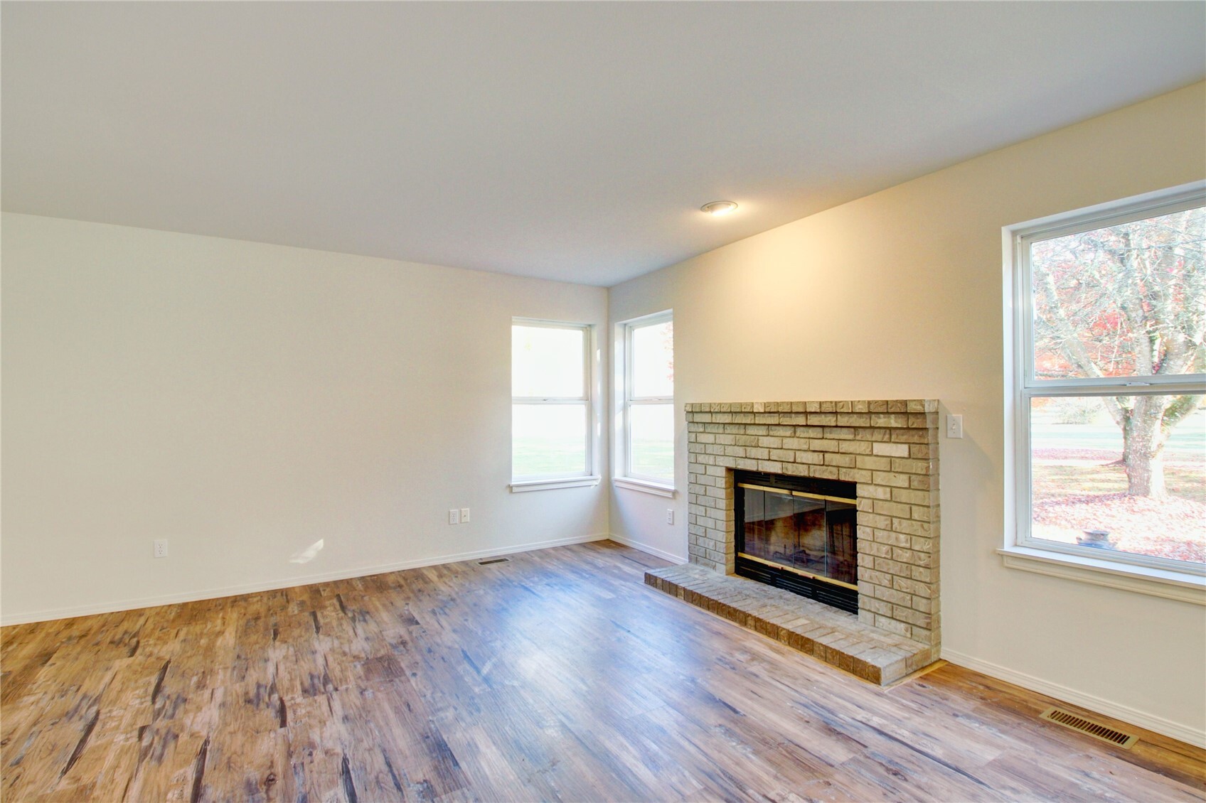 3557 Butler Creek Road Property Photo 5