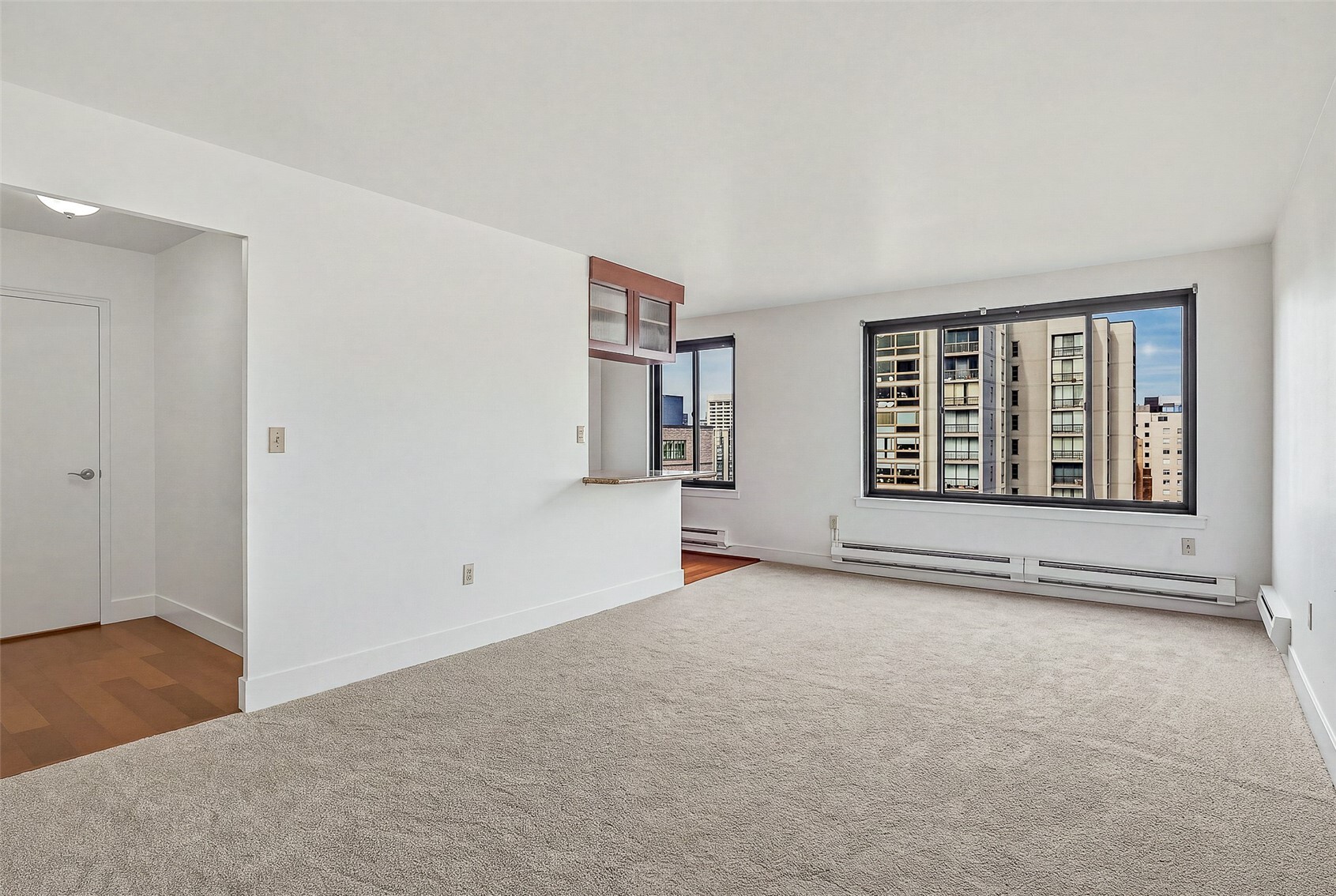 1105 Spring Street 1304 Property Photo 17