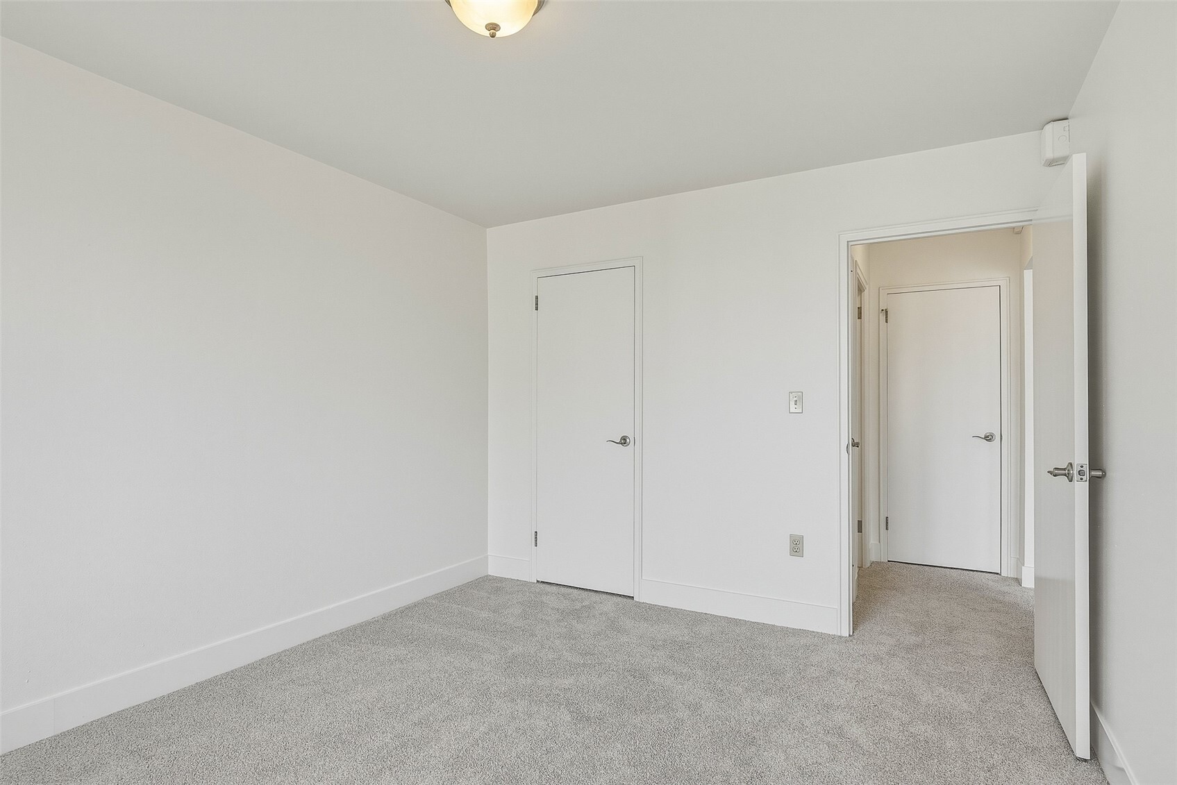 1105 Spring Street 1304 Property Photo 24