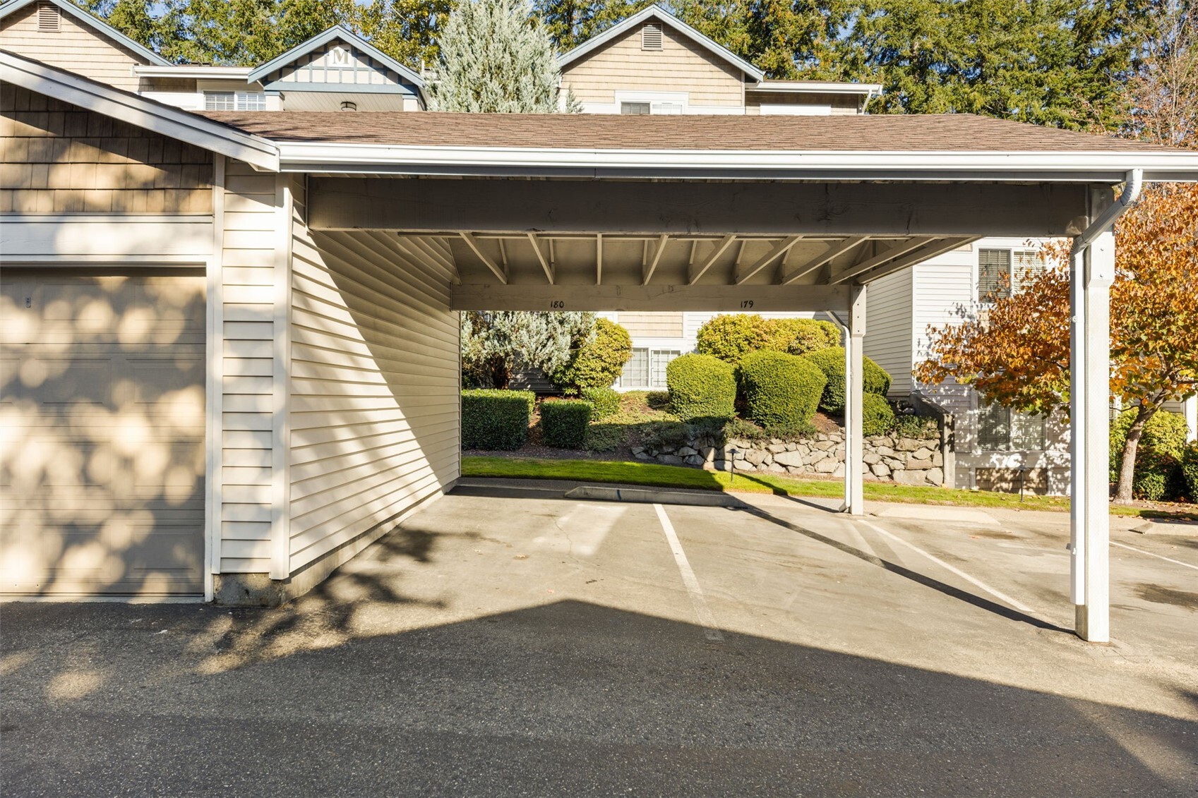 25235 Se Klahanie Boulevard M202 Property Photo 17