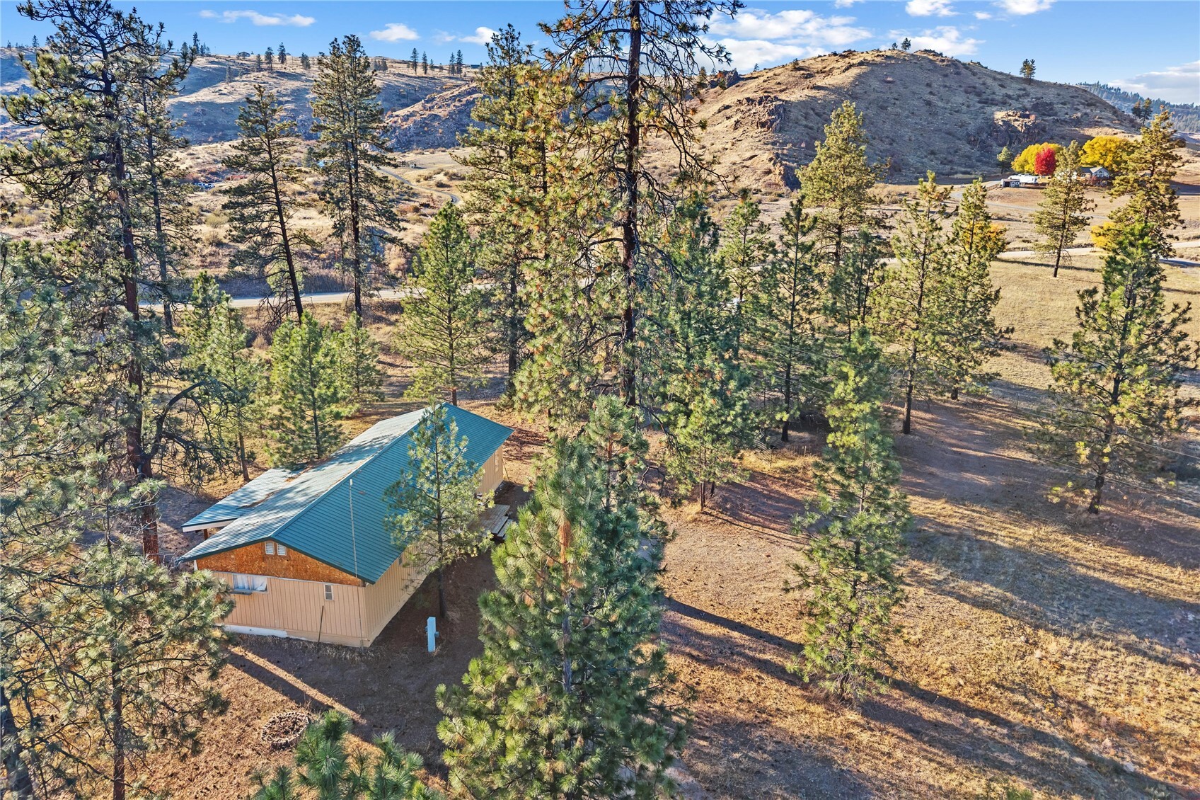 37400 Teel Hill Road Property Photo 3