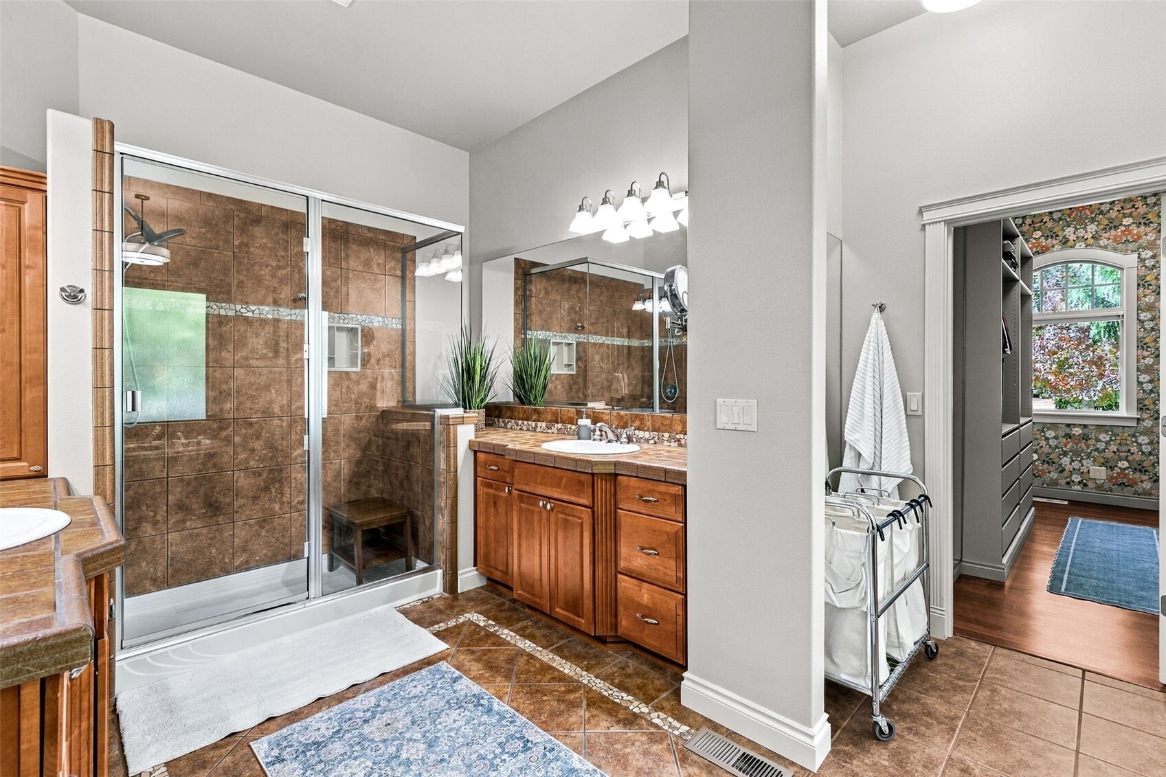 9533 39th Loop Property Photo 17