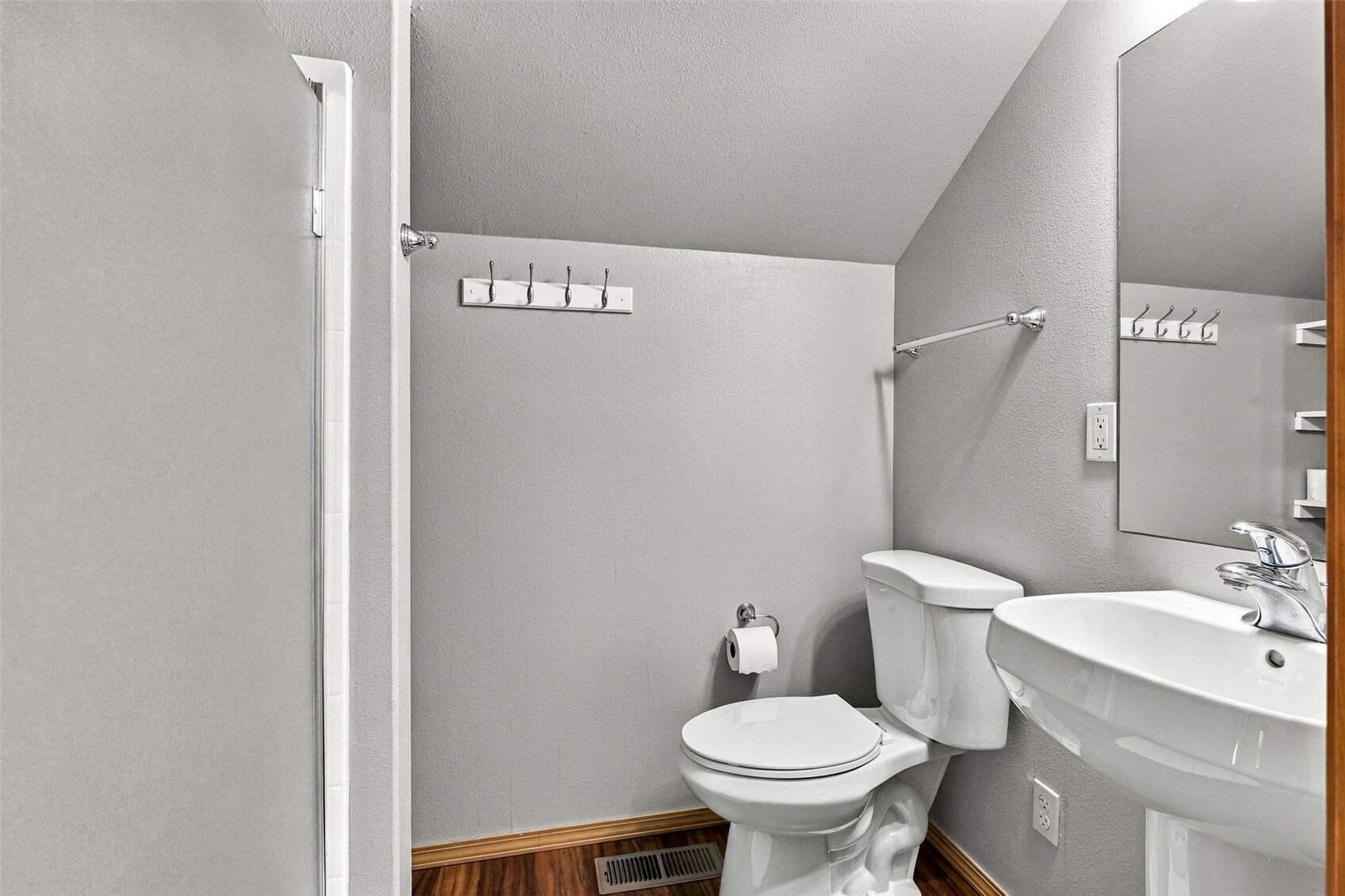 9533 39th Loop Property Photo 27