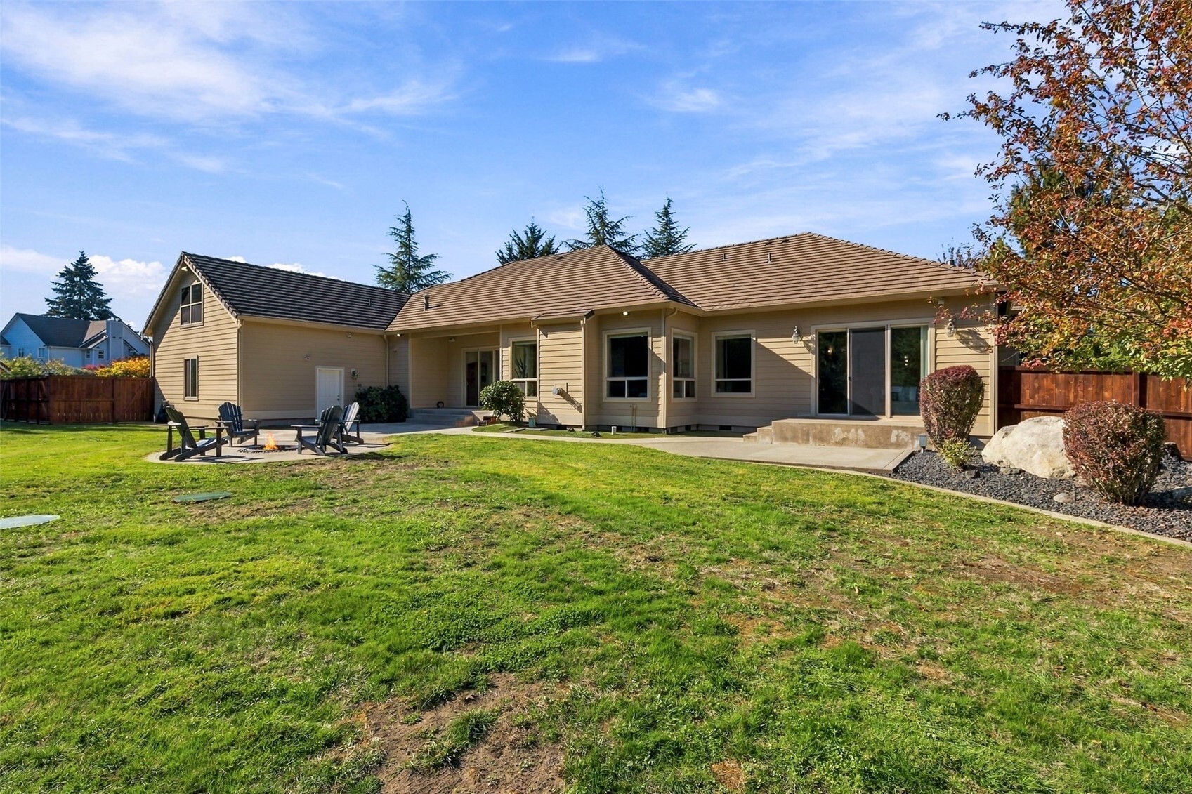9533 39th Loop Property Photo 32
