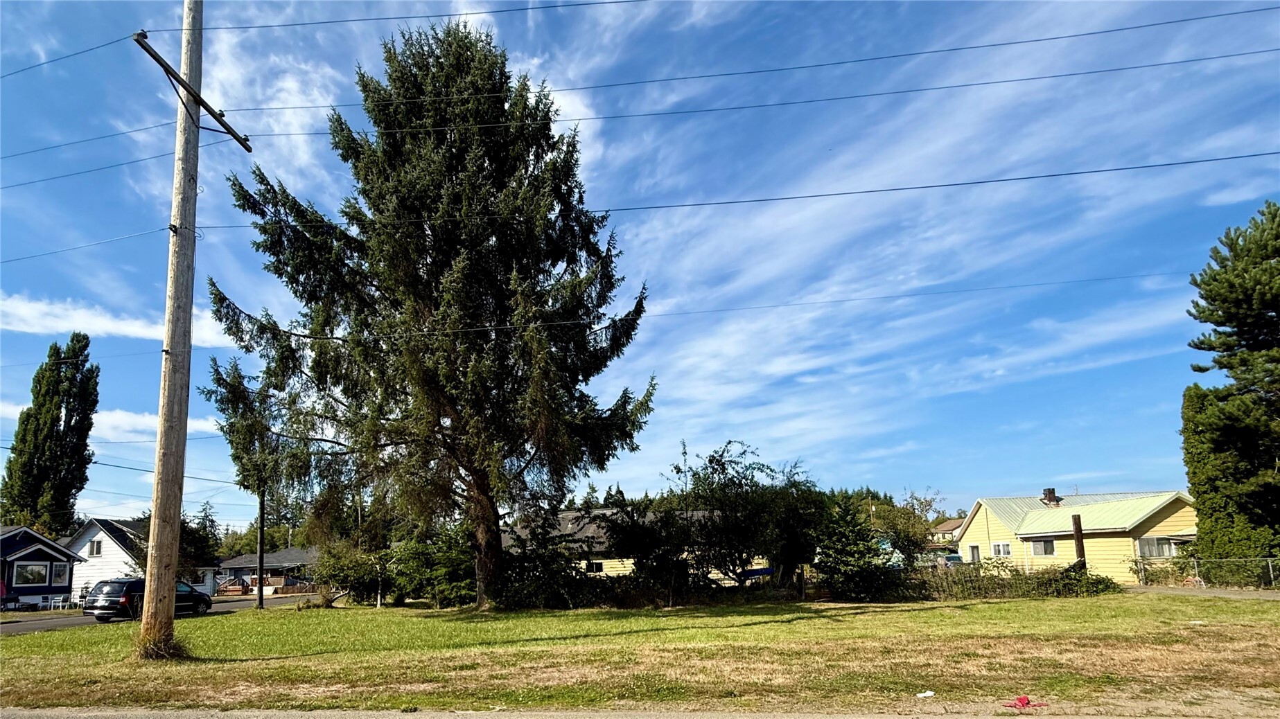 711 Queen Property Photo 10