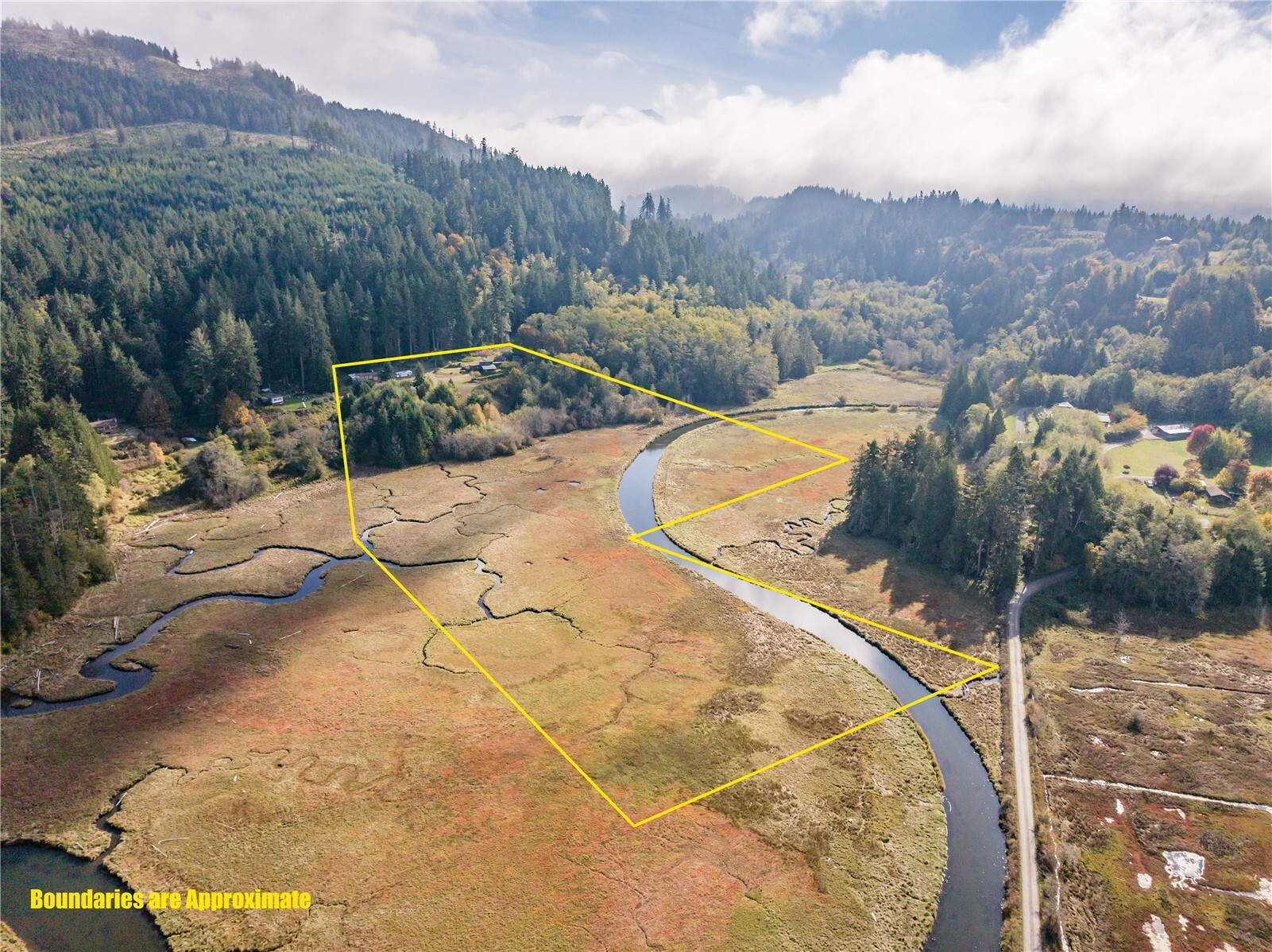 3295 Camp Hayden Road Property Photo 6