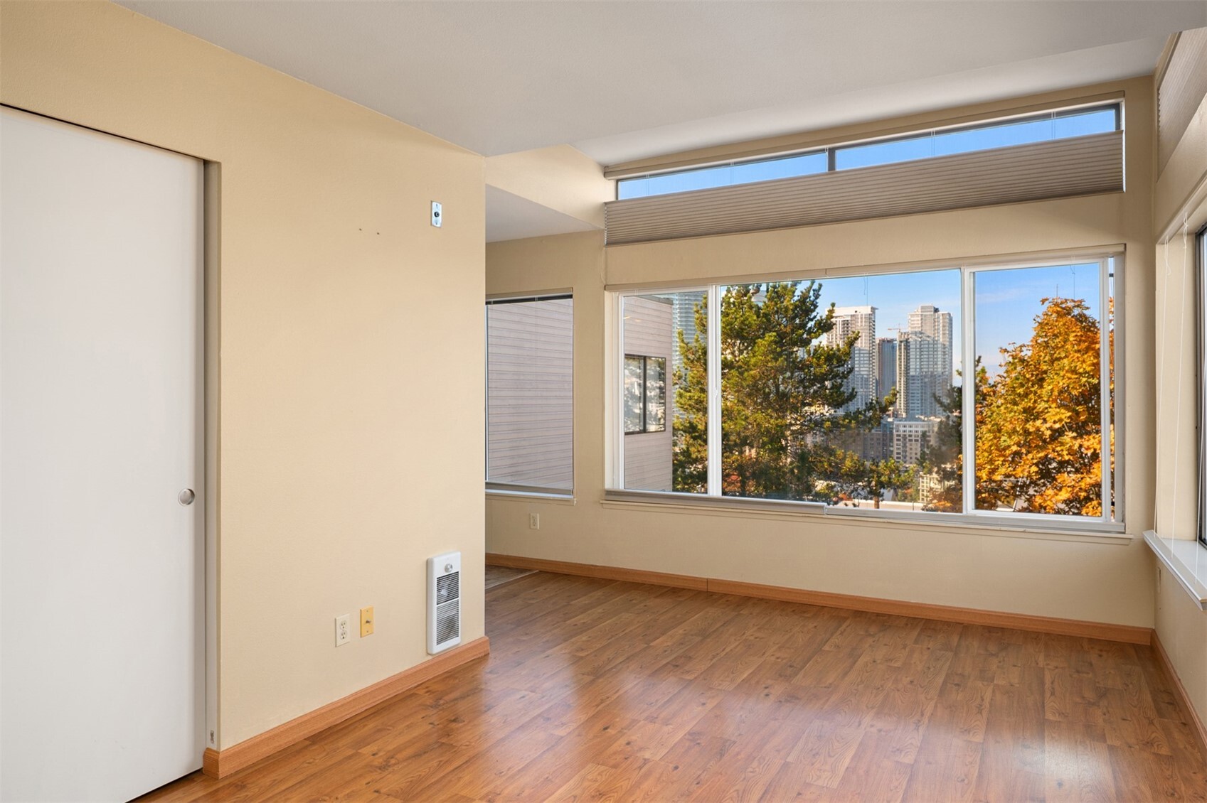 211 Summit Avenue 403 Property Photo 11