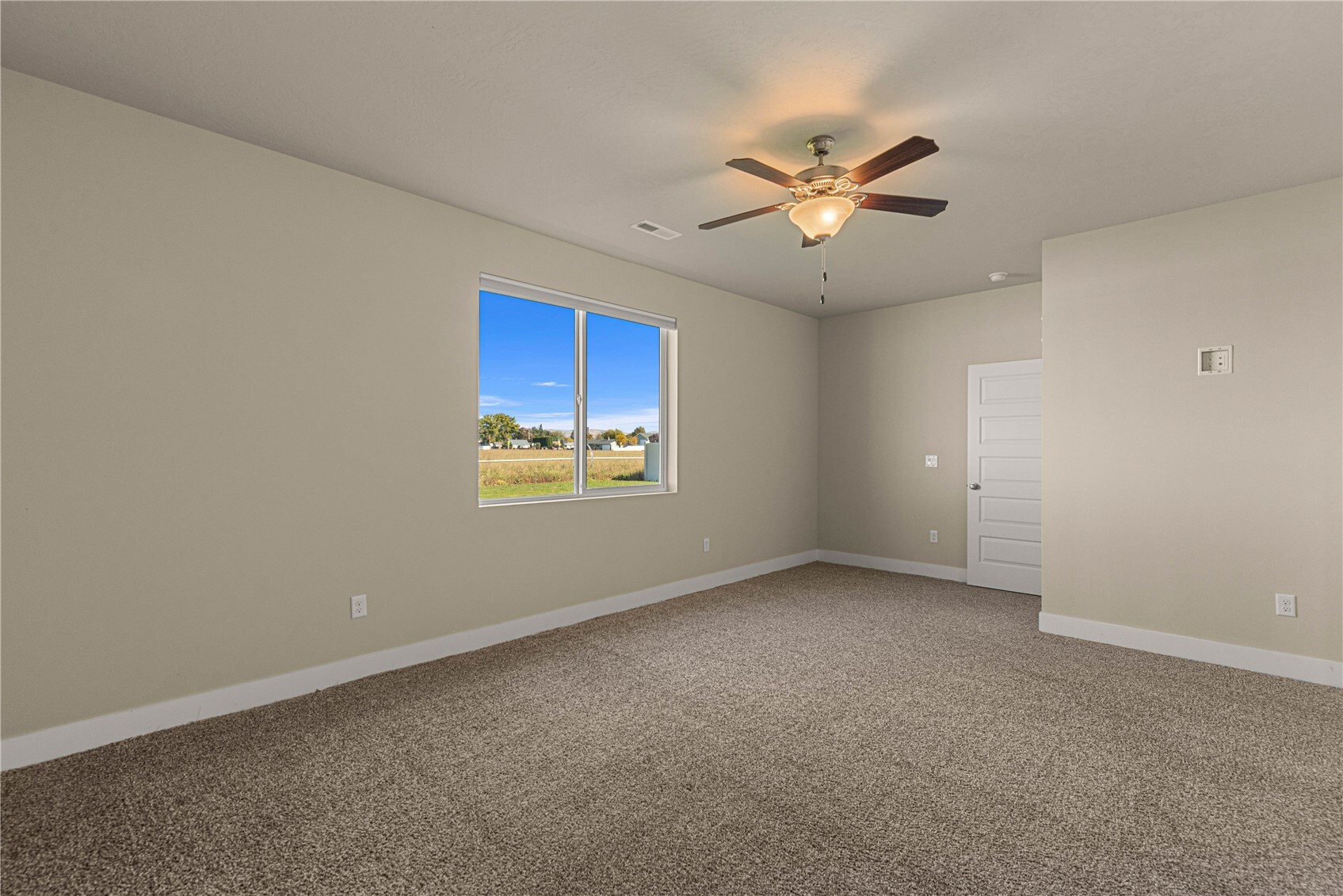 819 P Street Property Photo 25