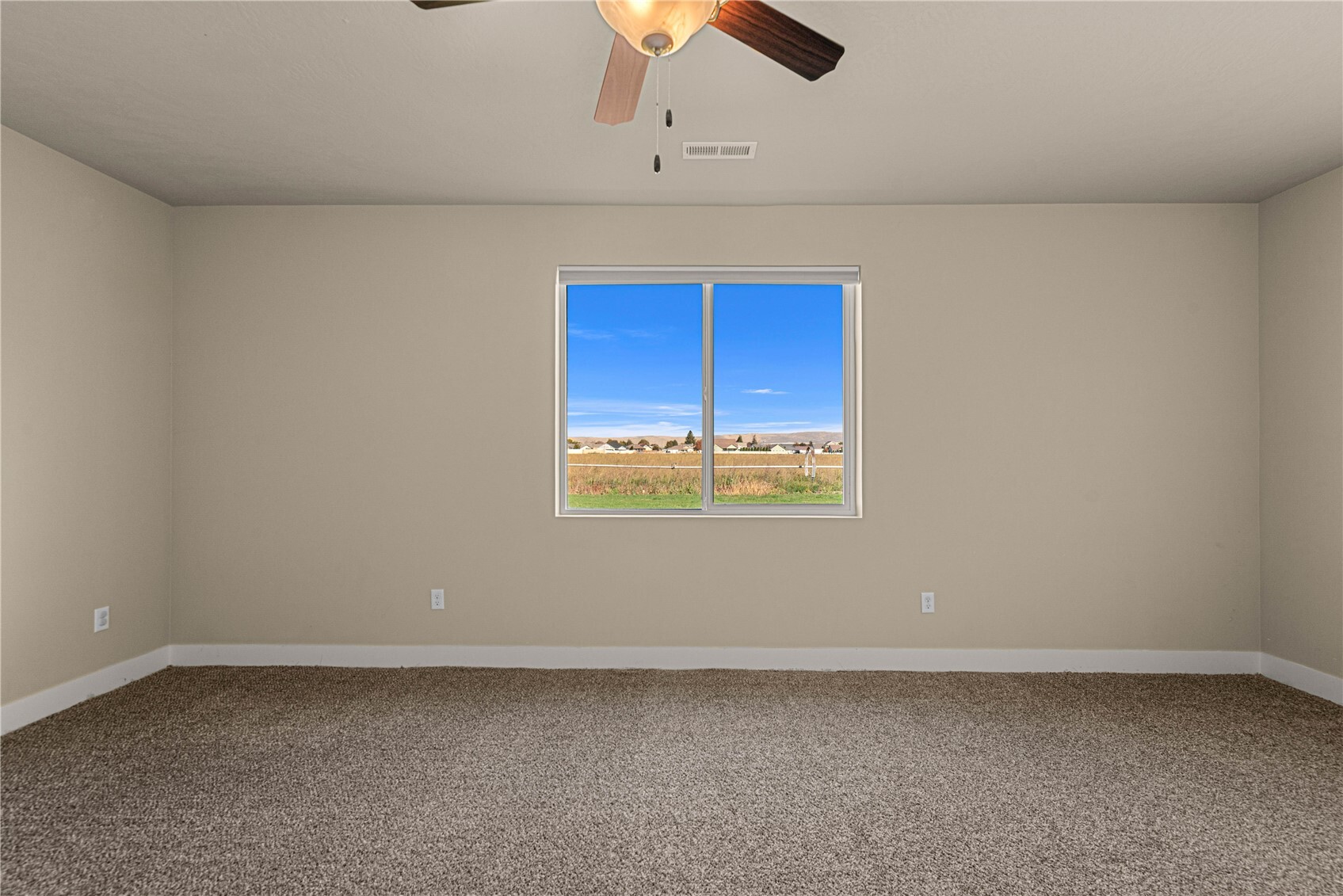 819 P Street Property Photo 27