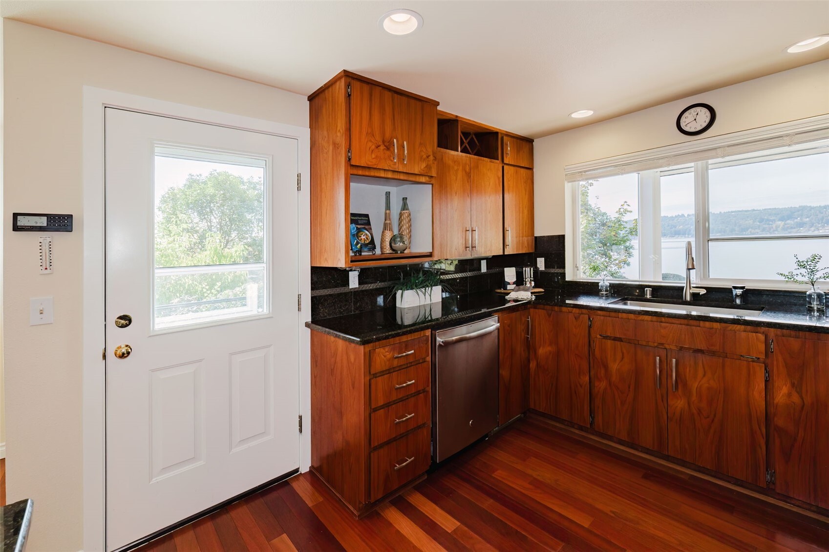 6525 Tracyton Boulevard Property Photo 16