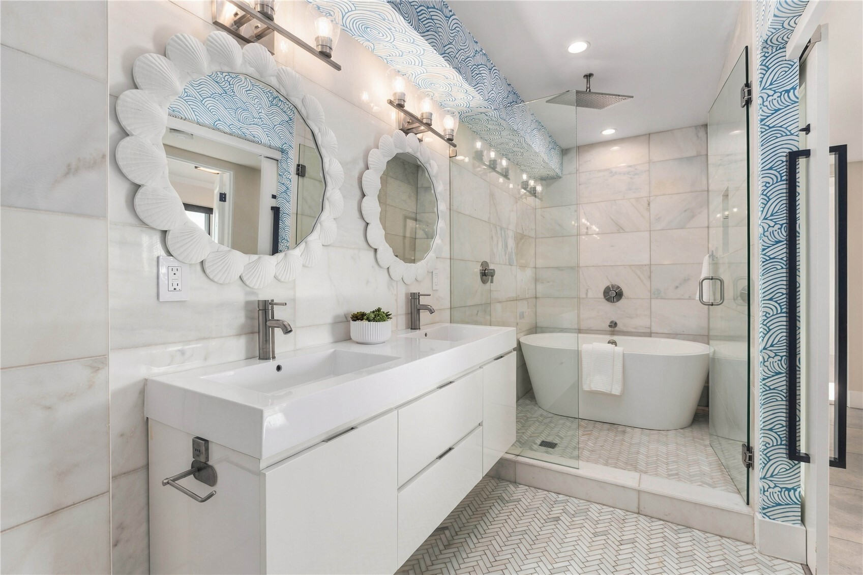 3223 Evergreen Point Road Property Photo 31
