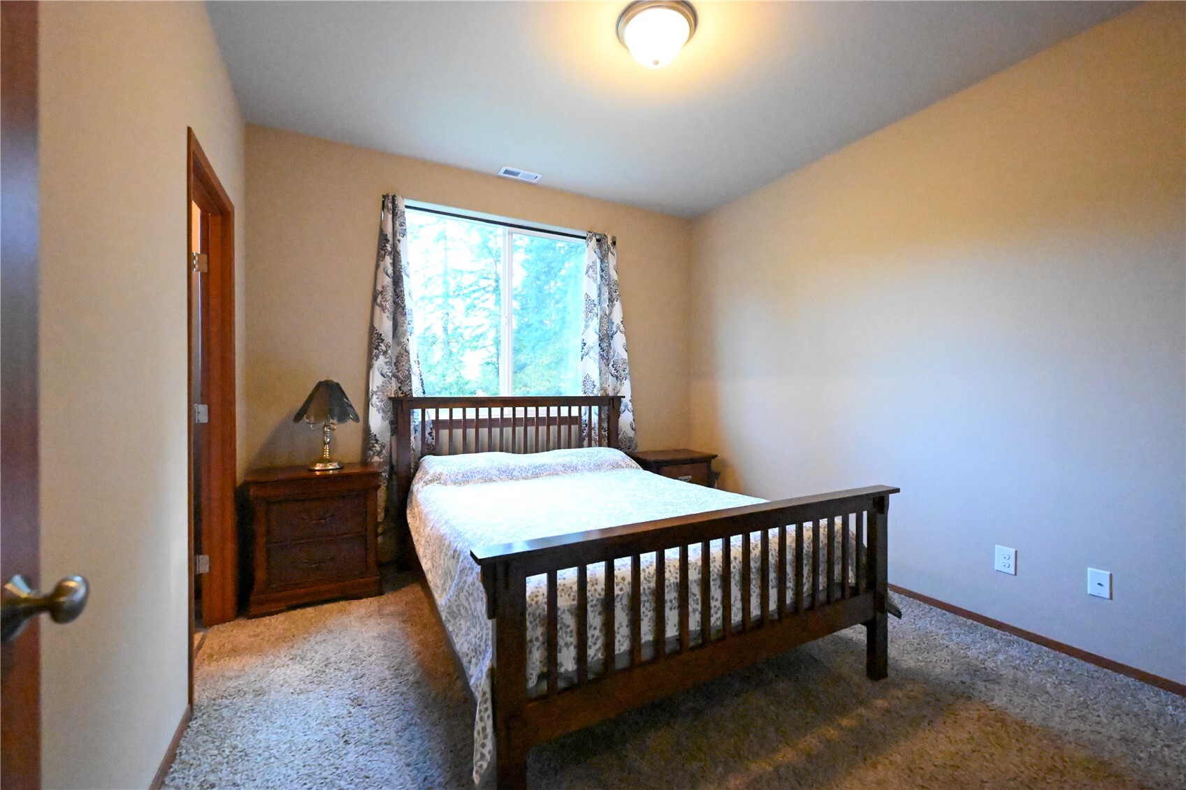 9 Foreman Road Property Photo 13
