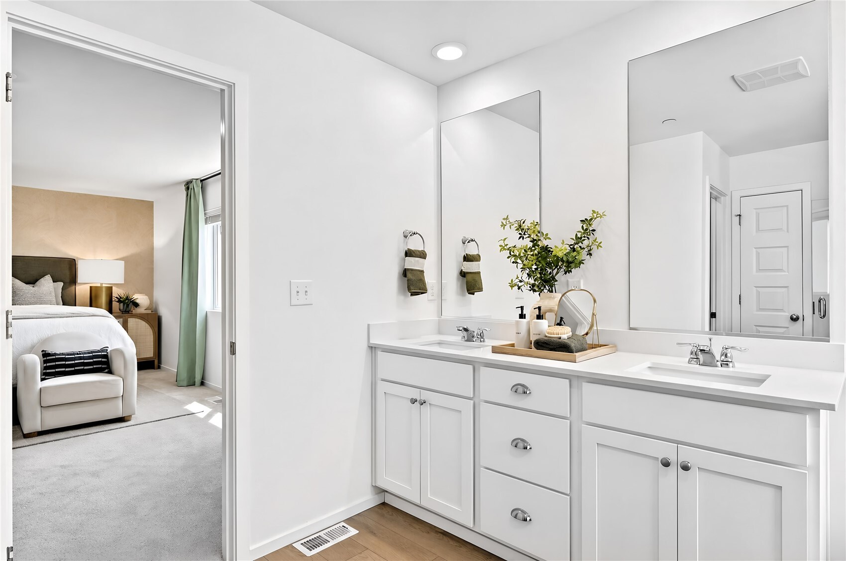 8434 44th Place Property Photo 18